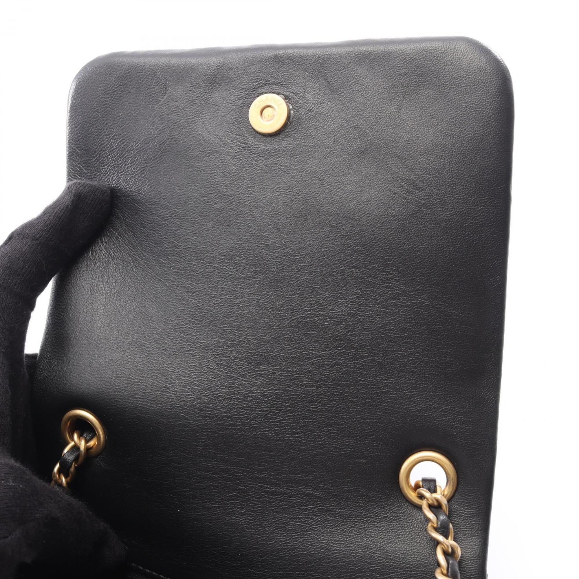 Chanel Matelasse Black Leather Handbag Shoulder Bag (Pre-Owned)