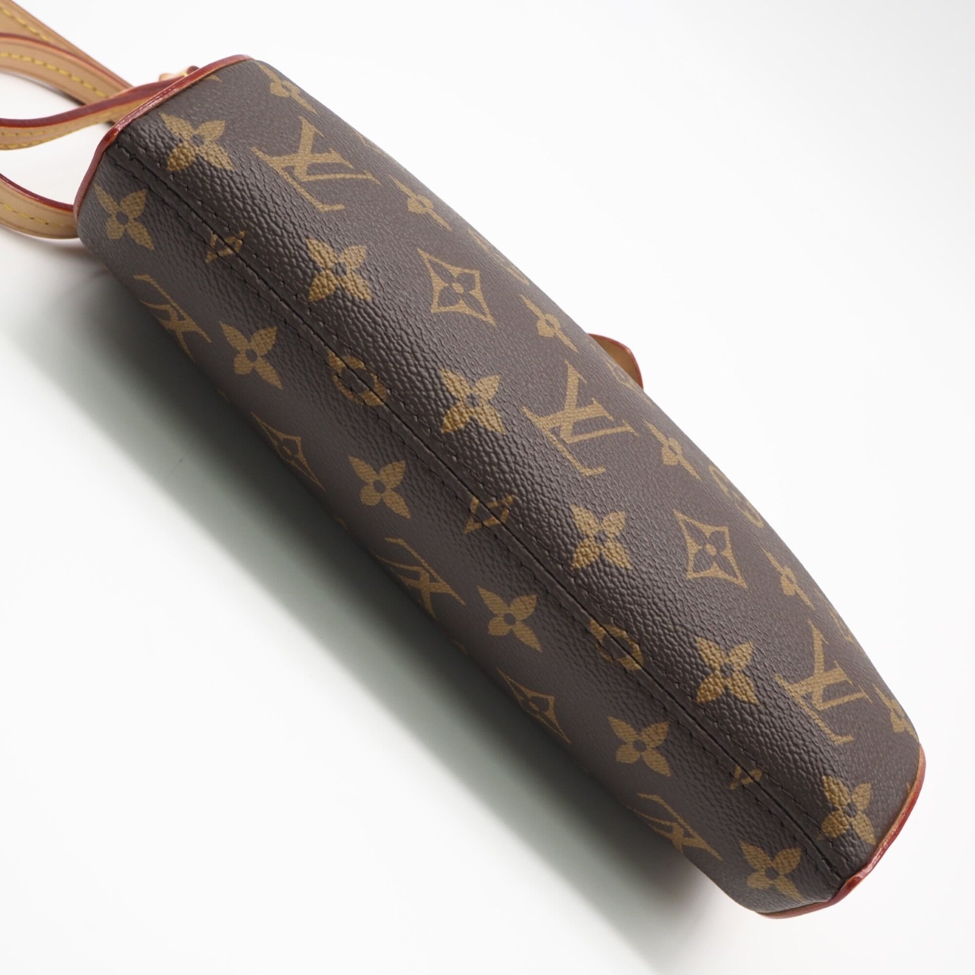 Louis Vuitton Beige Brown Monogram Monogram Handbag Pochette (Pre-Owned)