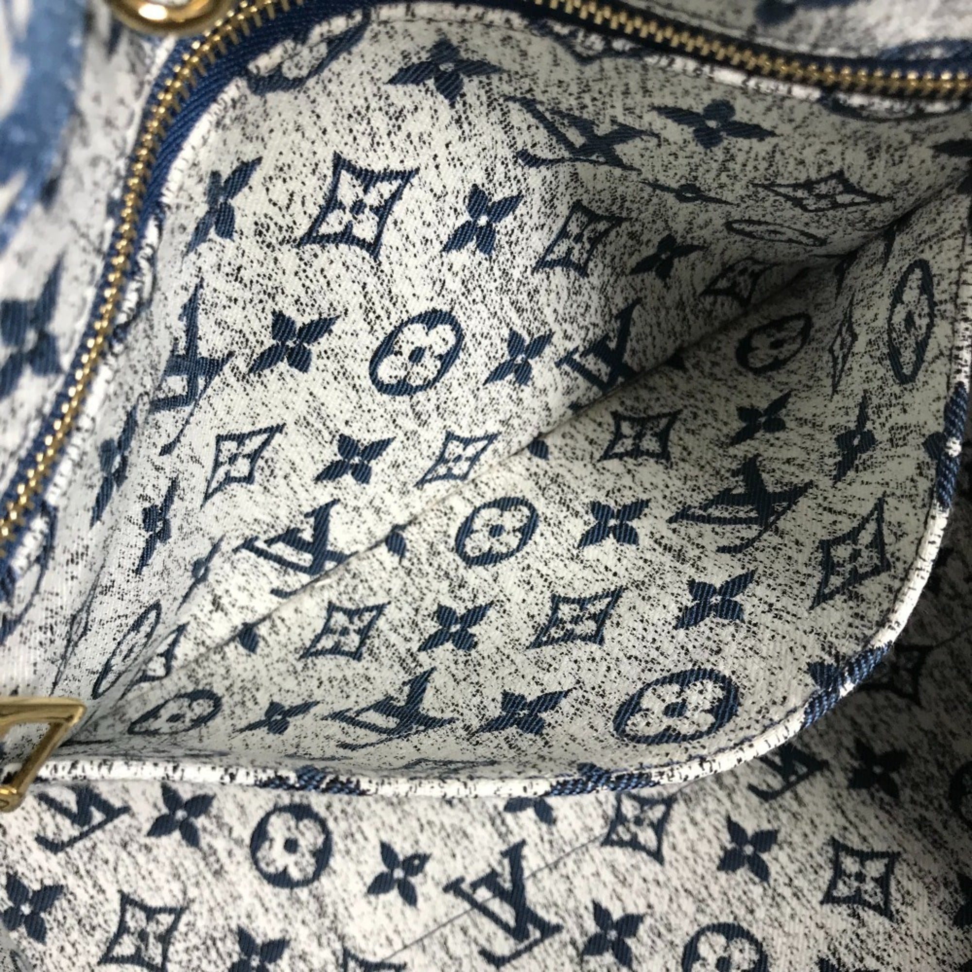 Louis Vuitton Blue White Monogram Denim Leather Canvas Shoulder Bag Tote Bag (Pre-Owned)