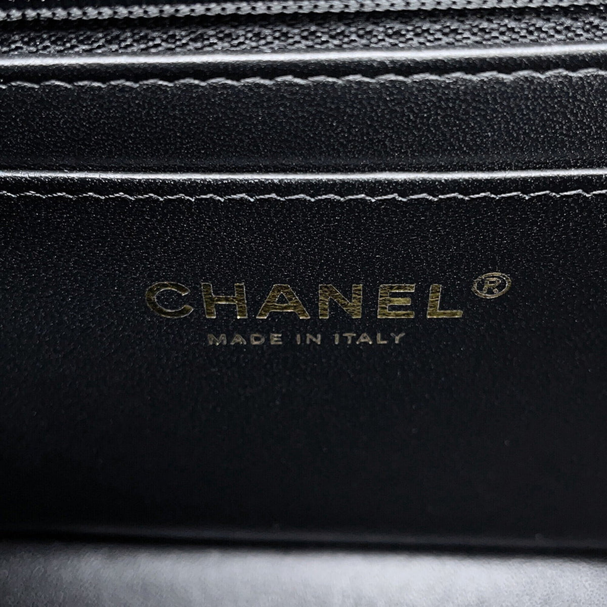 Chanel Black Leather Handbag Shoulder Bag (Pre-Owned)