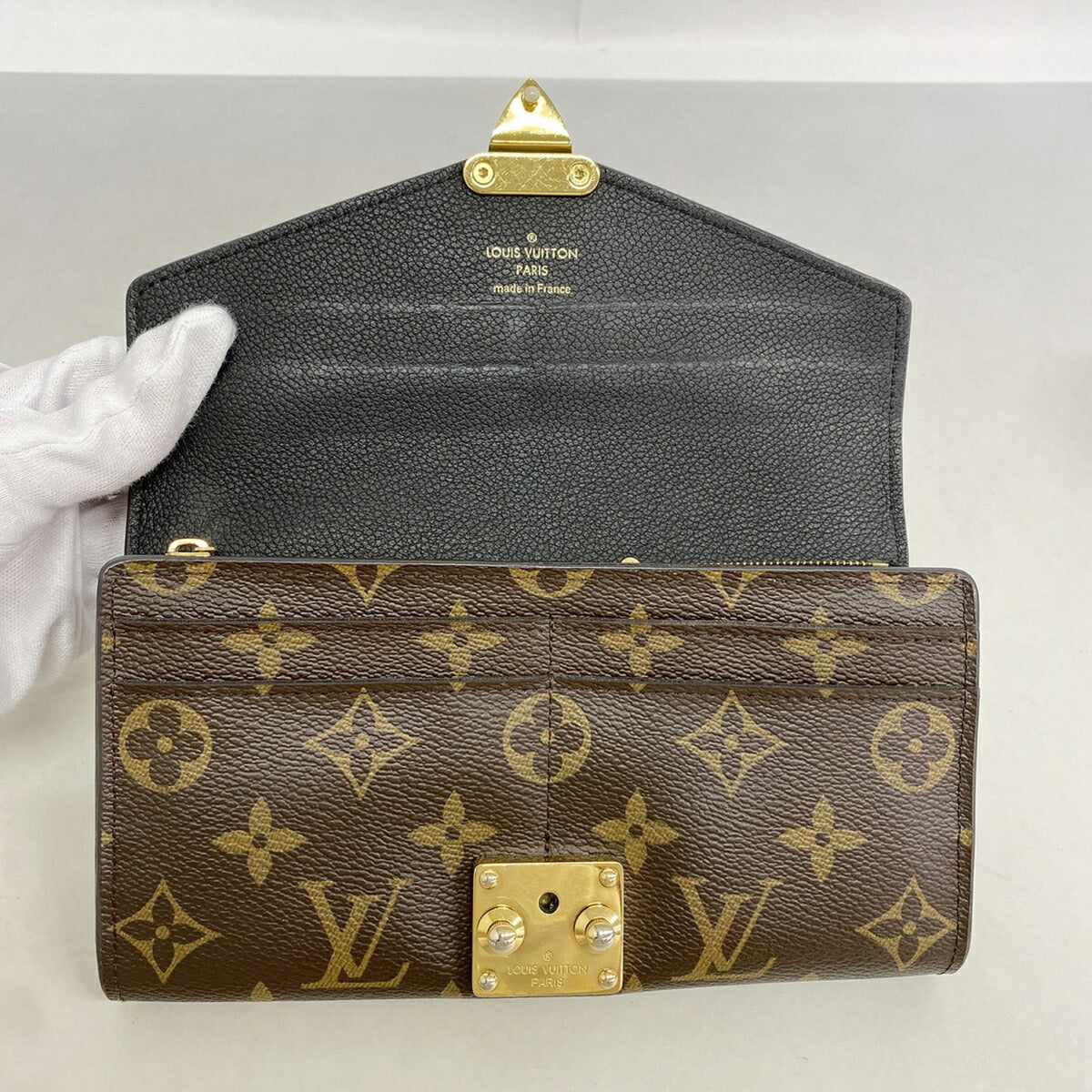 Louis Vuitton Noir Long Wallet (Bi-Fold) (Pre-Owned)