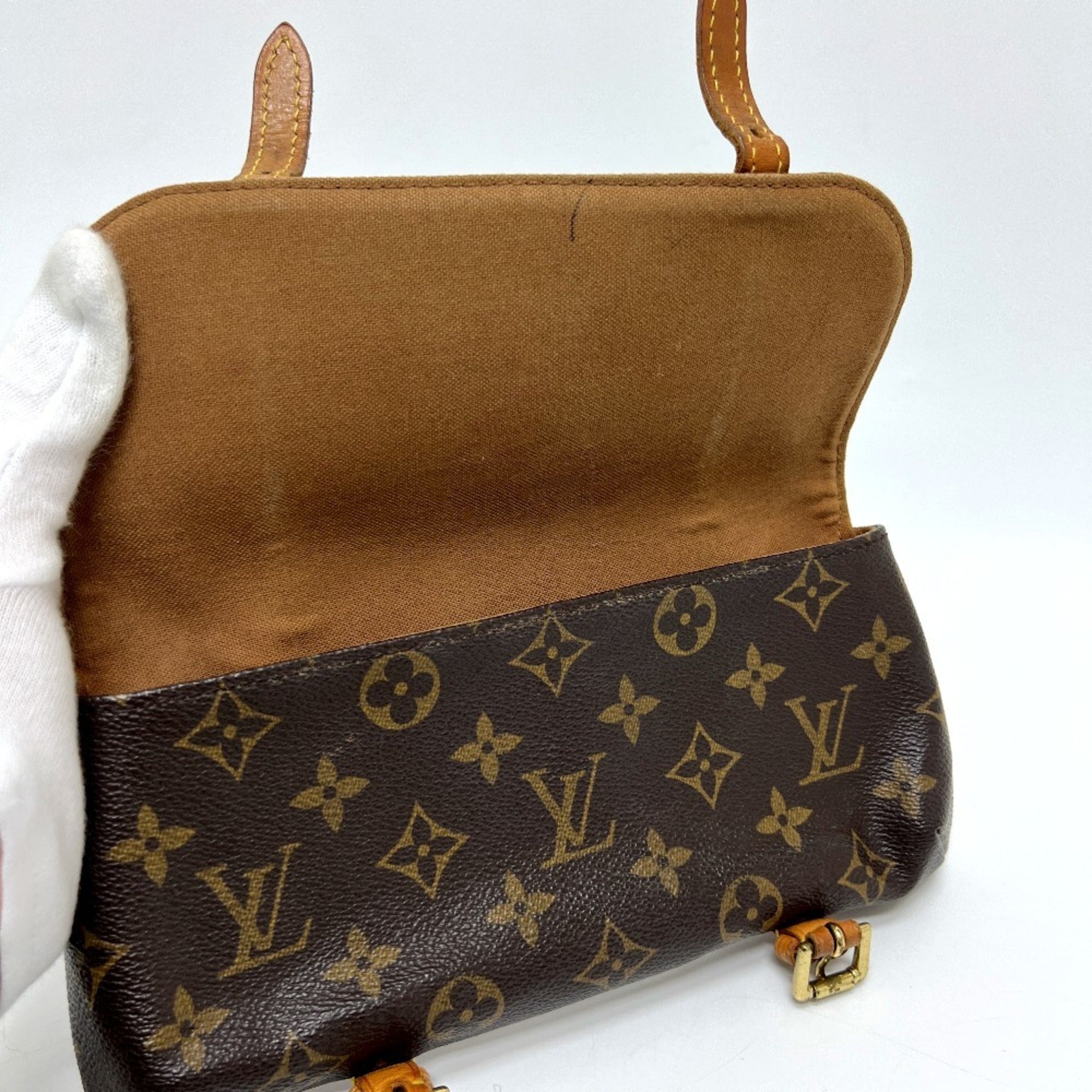 Louis Vuitton Brown Monogram Monogram Pochette Pouch Sling Bag (Pre-Owned)
