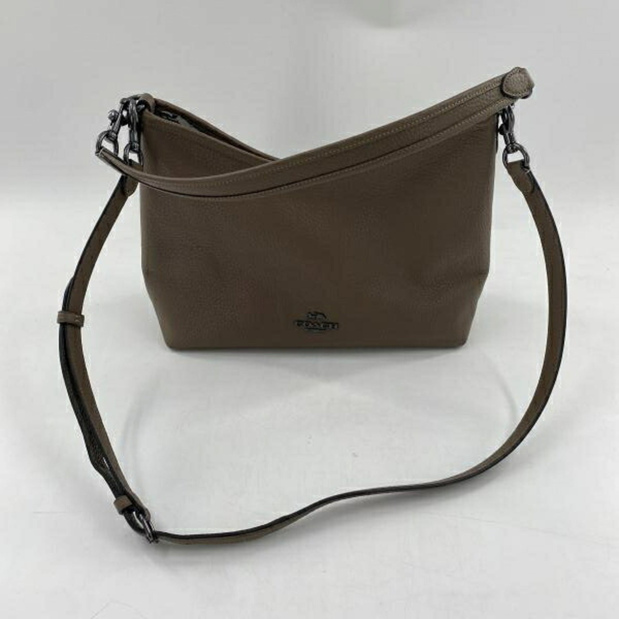 Coach Beige Leather Handbag Shoulder Bag (Pre-Owned)