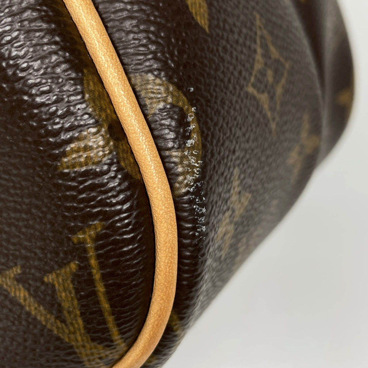 Louis Vuitton Brown Monogram Shoulder Bag (Pre-Owned)