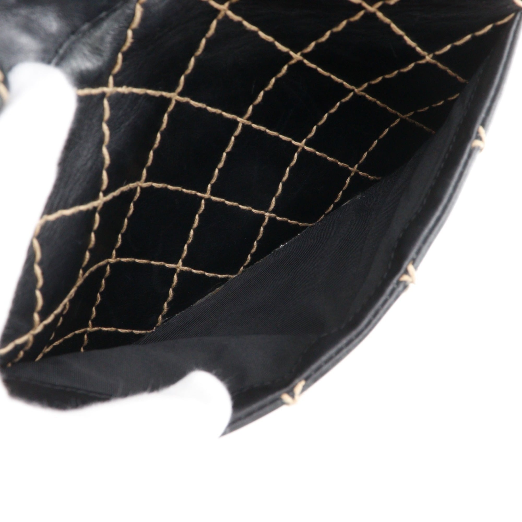 Chanel Wild Stitch Black Leather Handbag (Pre-Owned)