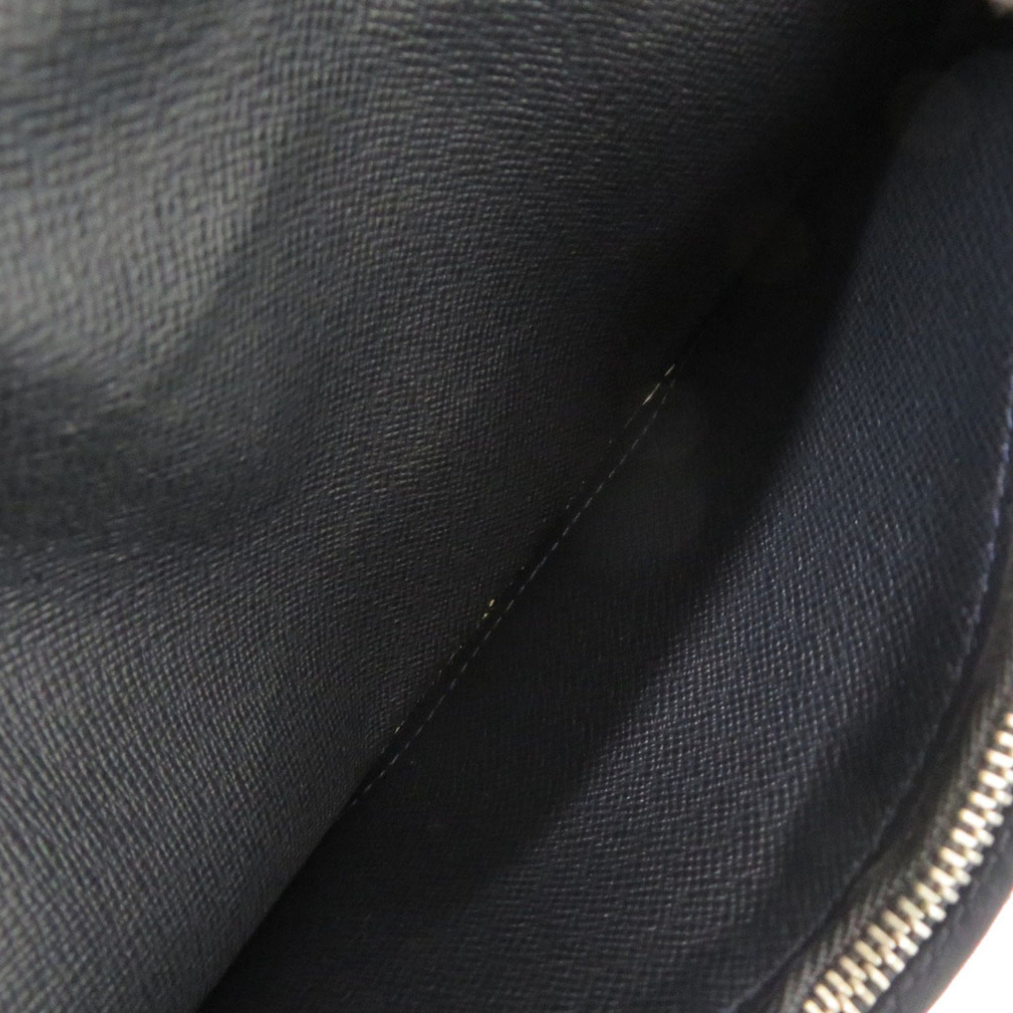 Louis Vuitton Navy Taiga Leather Long Wallet (Bi-Fold) (Pre-Owned)