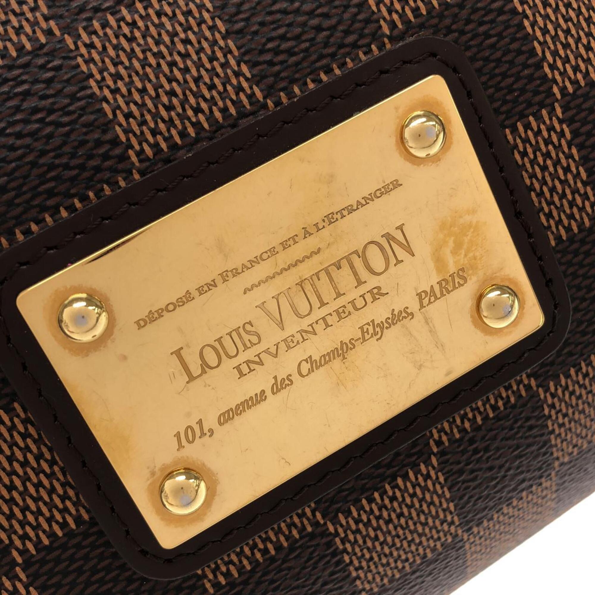 Louis Vuitton Brown Coated Canvas Shoulder Bag (Pre-Owned)