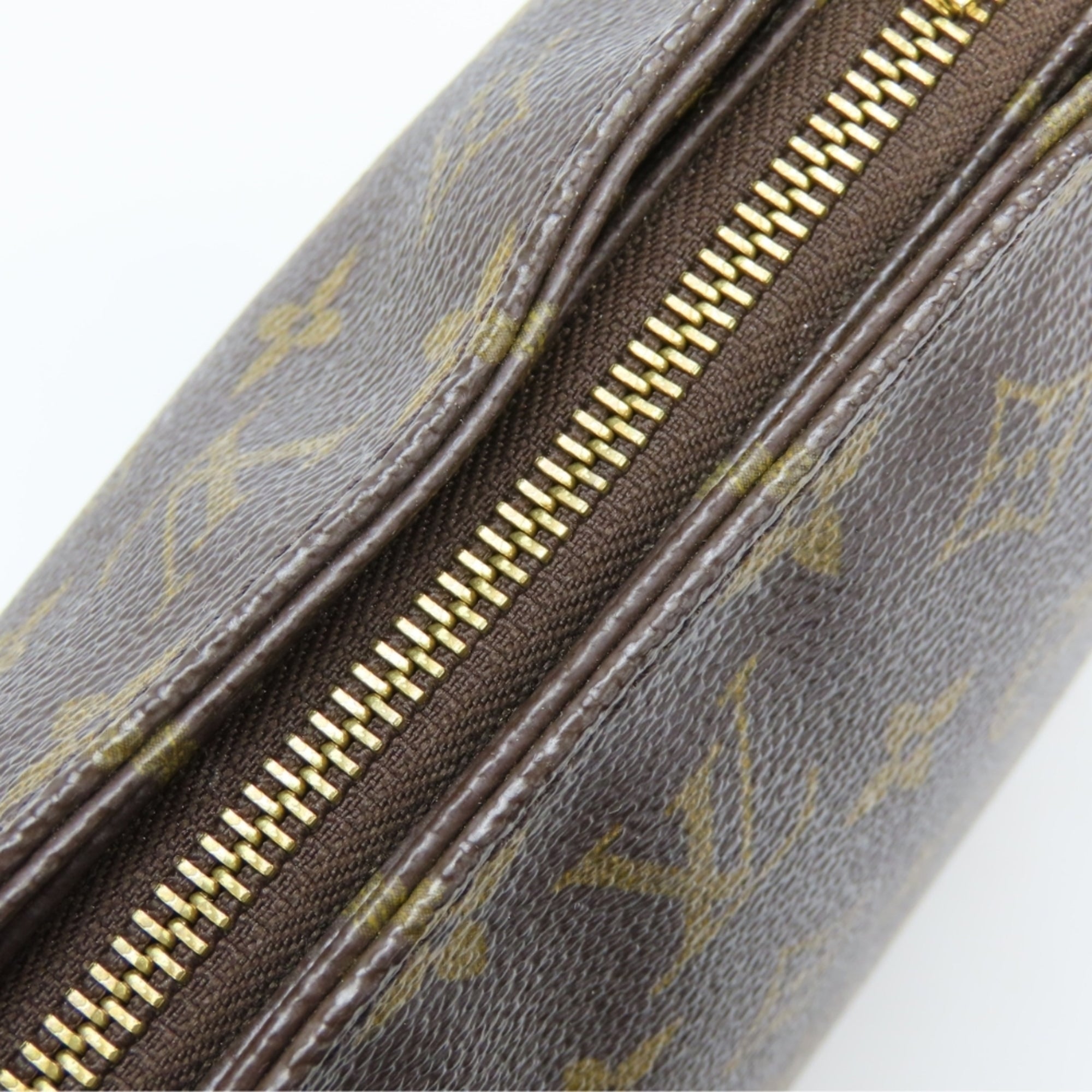 Louis Vuitton Monogram Brown Monogram Monogram Leather Shoulder Bag (Pre-Owned)