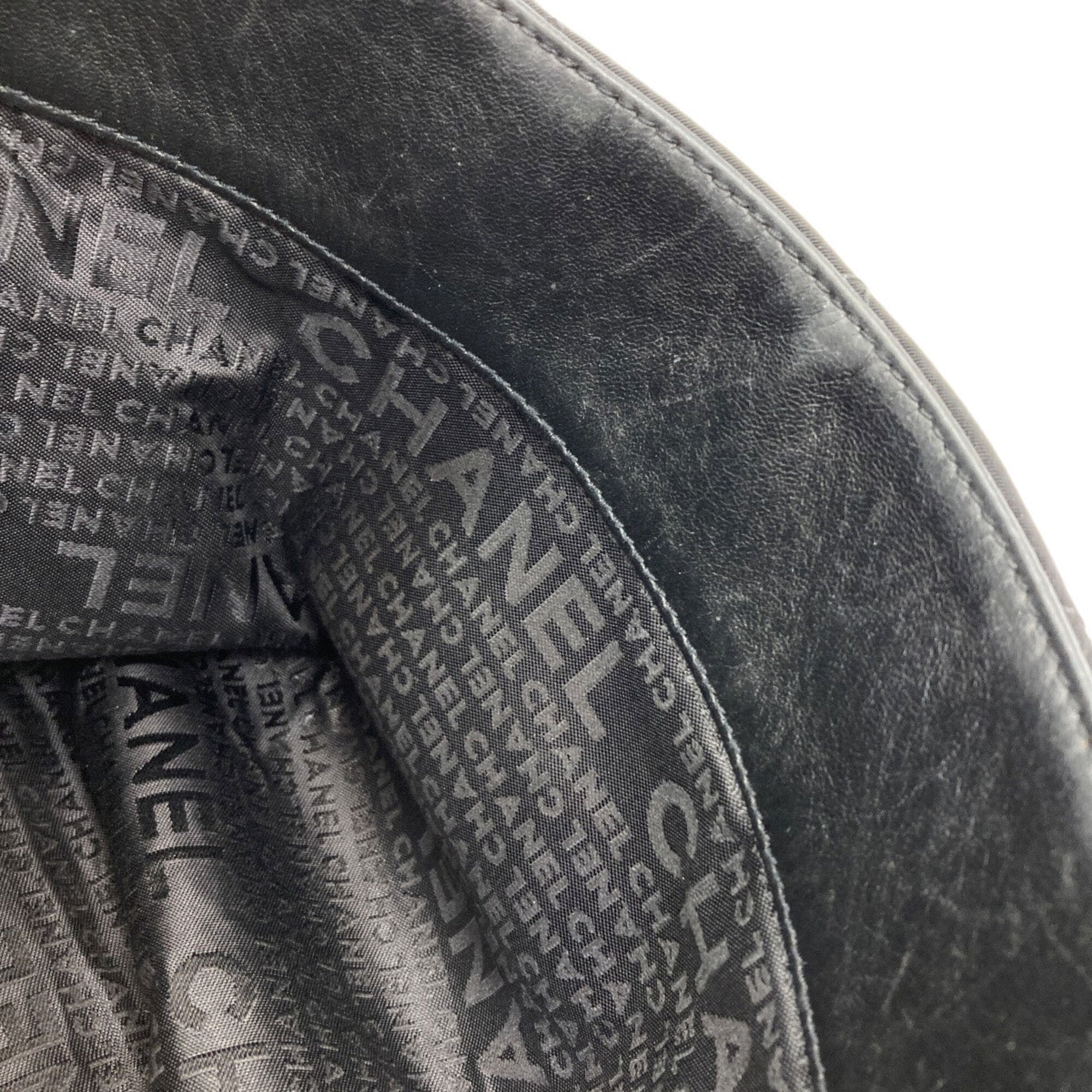 Chanel Matelasse Black Nylon Leather Shoulder Bag (Pre-Owned)