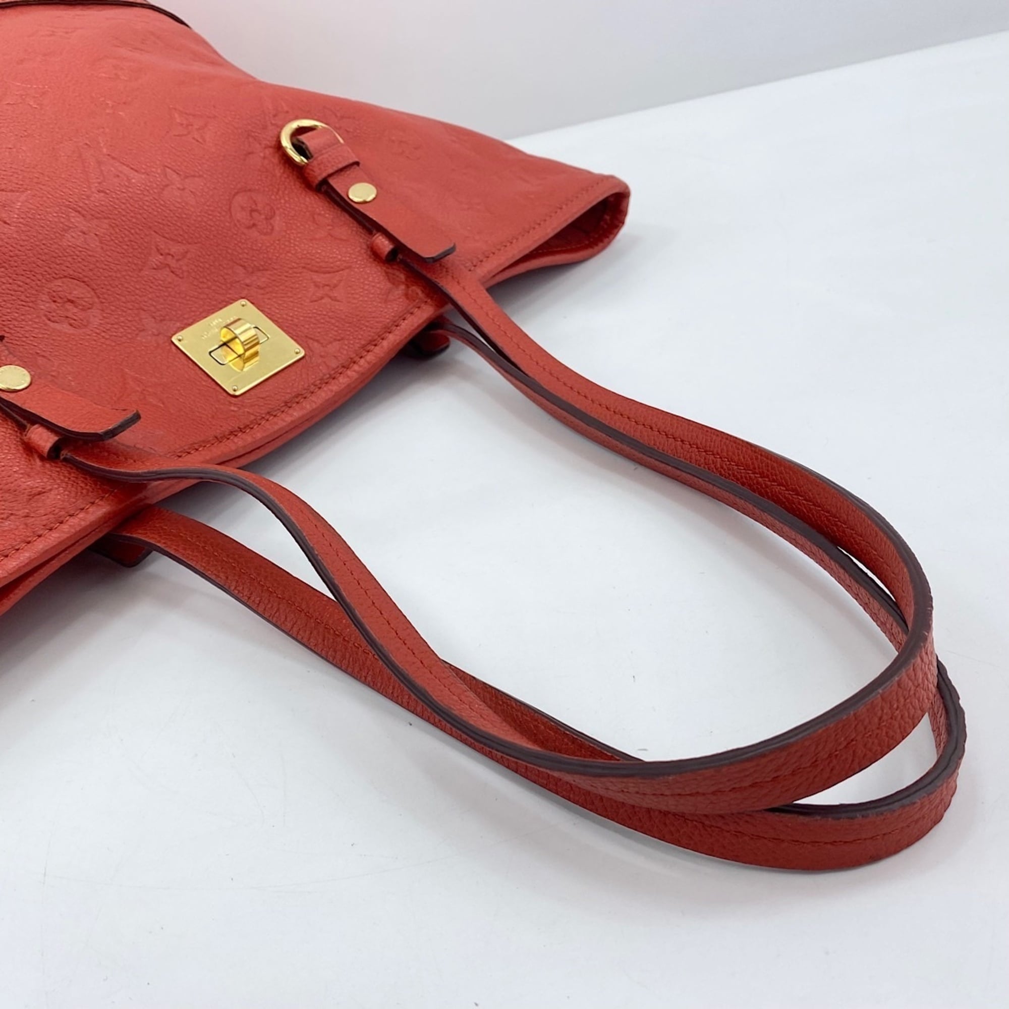 Louis Vuitton Orange Tote Bag (Pre-Owned)