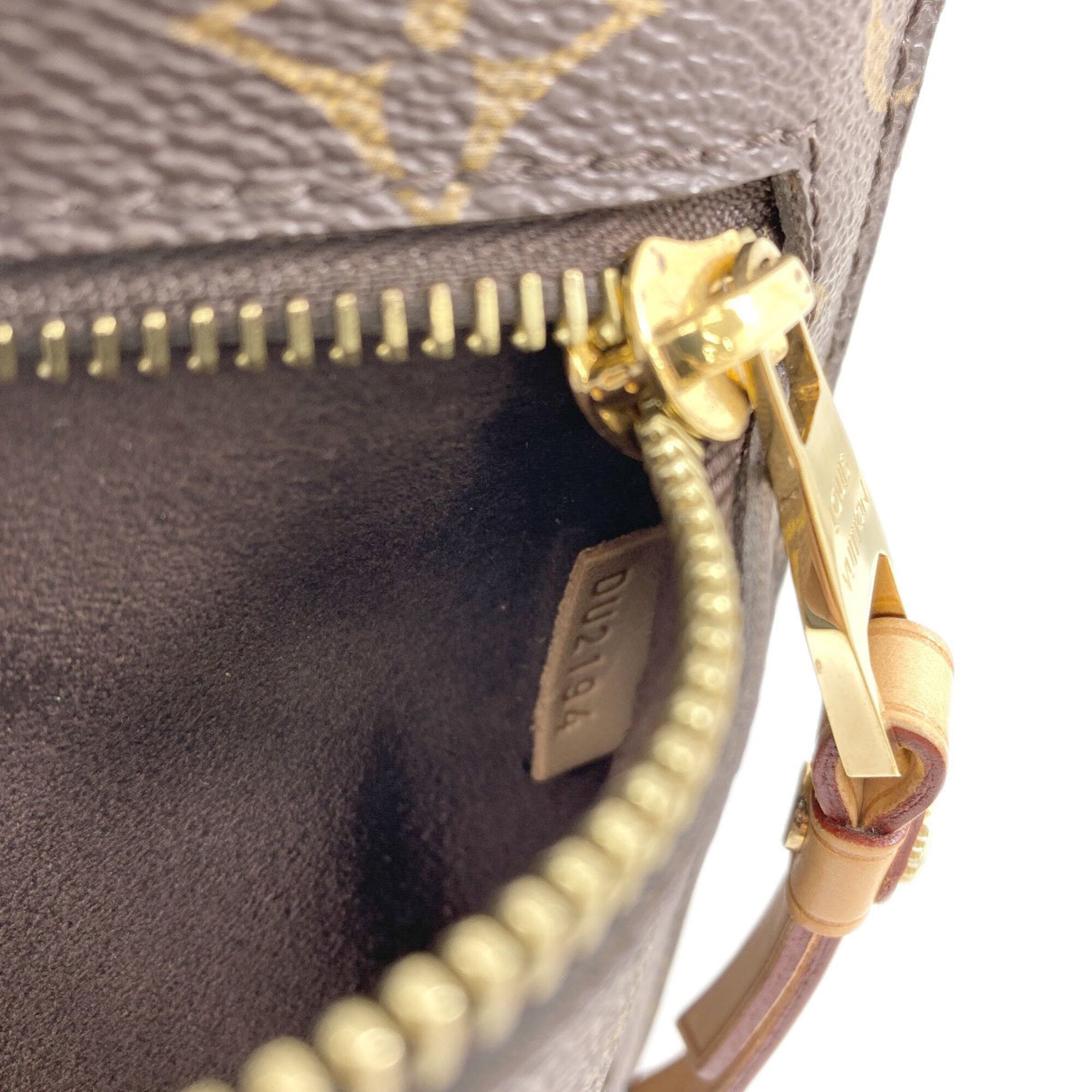 Louis Vuitton Monogram Monogram Monogram Handbag Pochette (Pre-Owned)