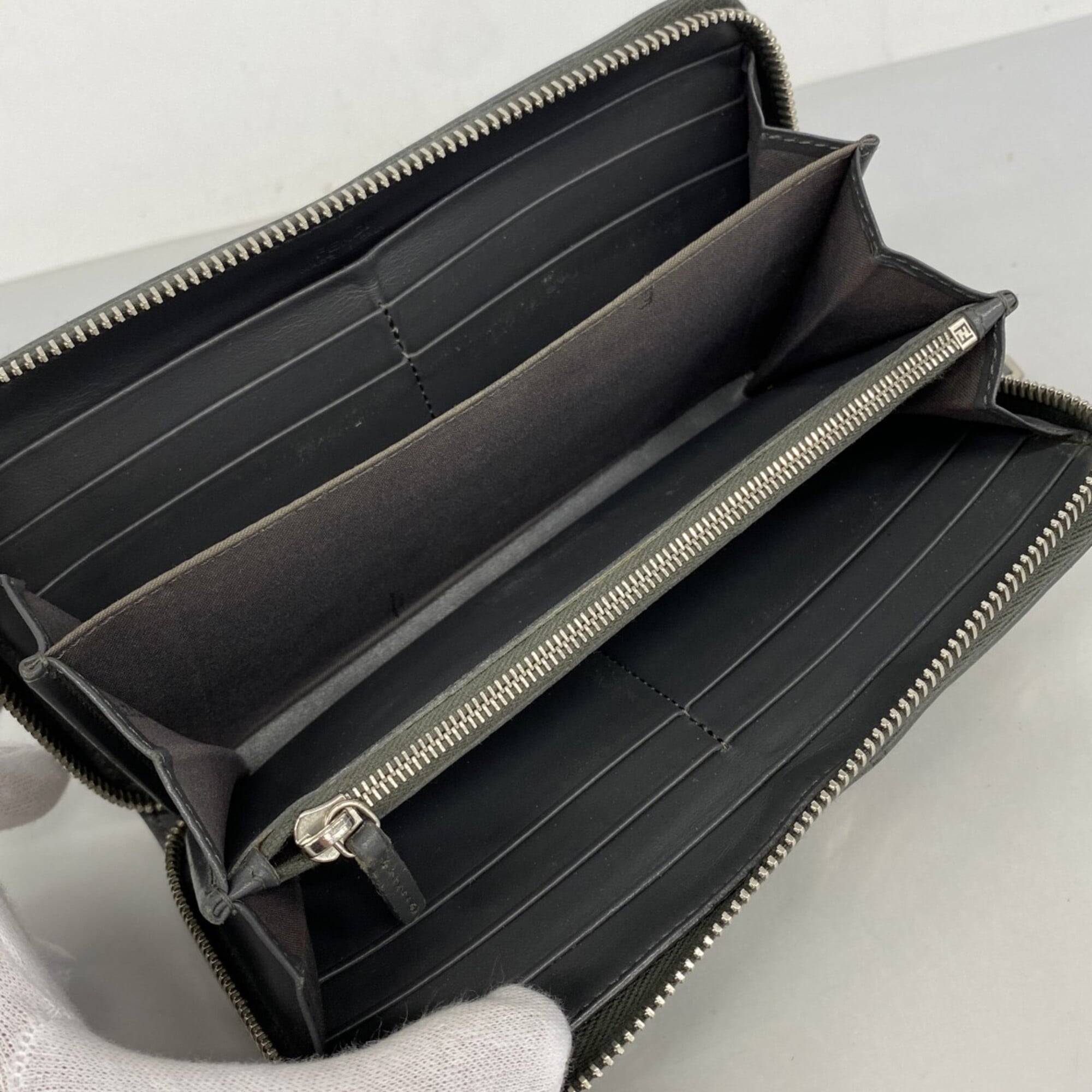 Fendi Gray Leather Long Wallet (Bi-Fold) (Pre-Owned)
