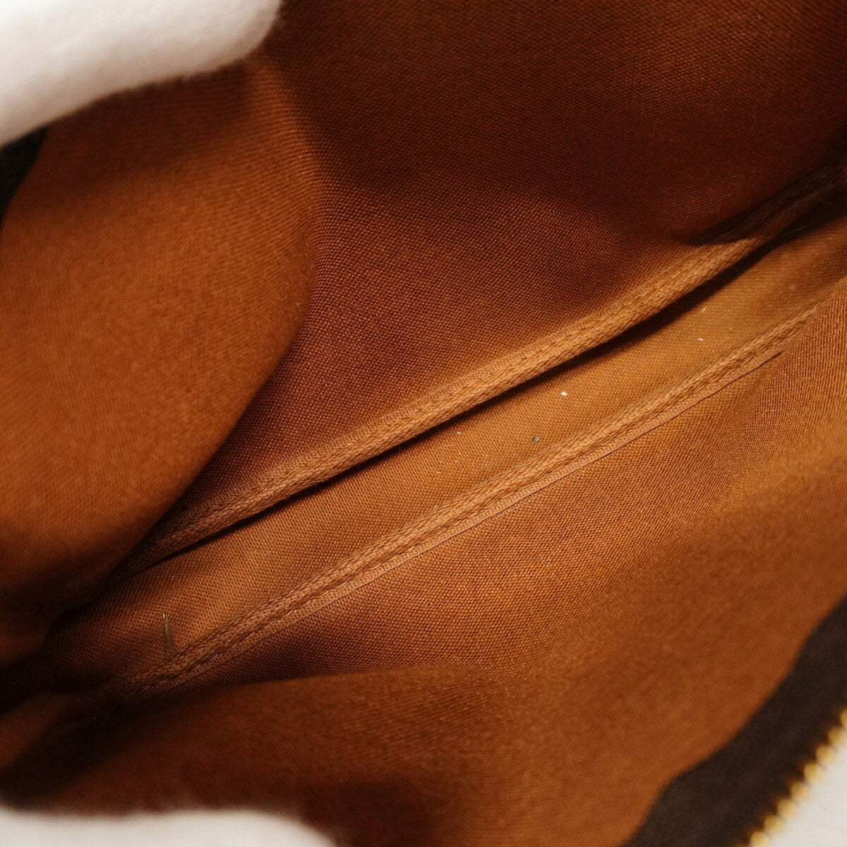 Louis Vuitton Brown Pouch (Pre-Owned)