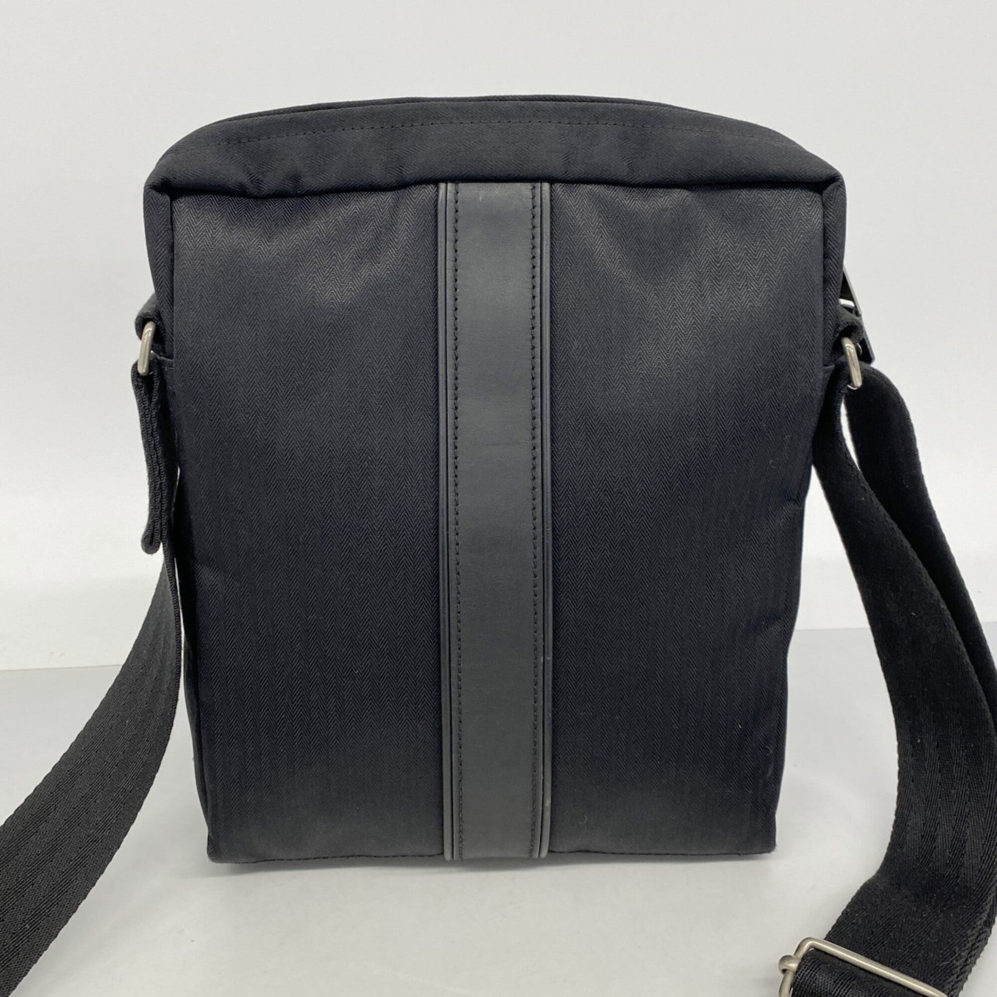 Hermes Black Toile Chevron Shoulder Bag (Pre-Owned)