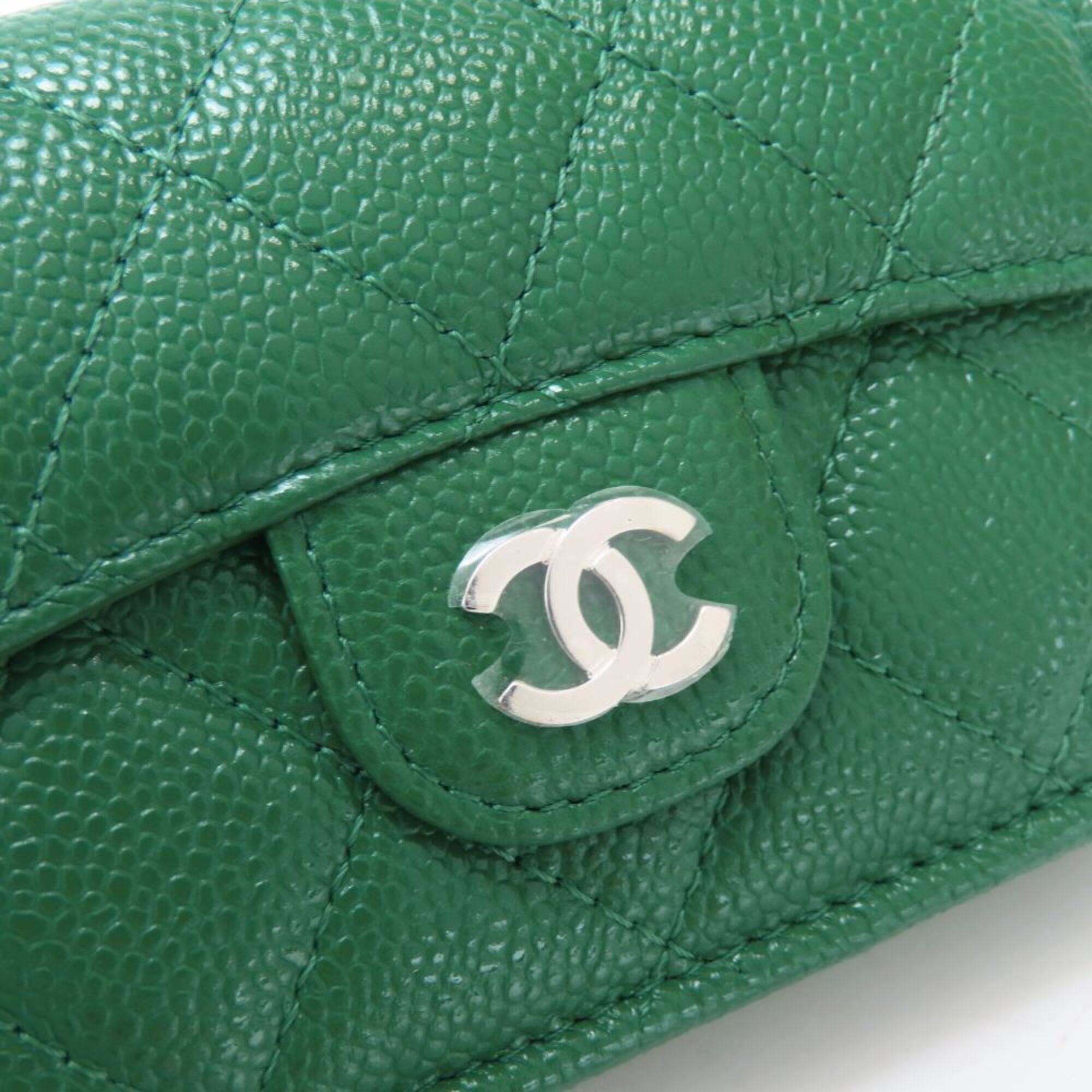 Chanel Green Grained Calfskin Wallet (Tri-Fold) (Pre-Owned)