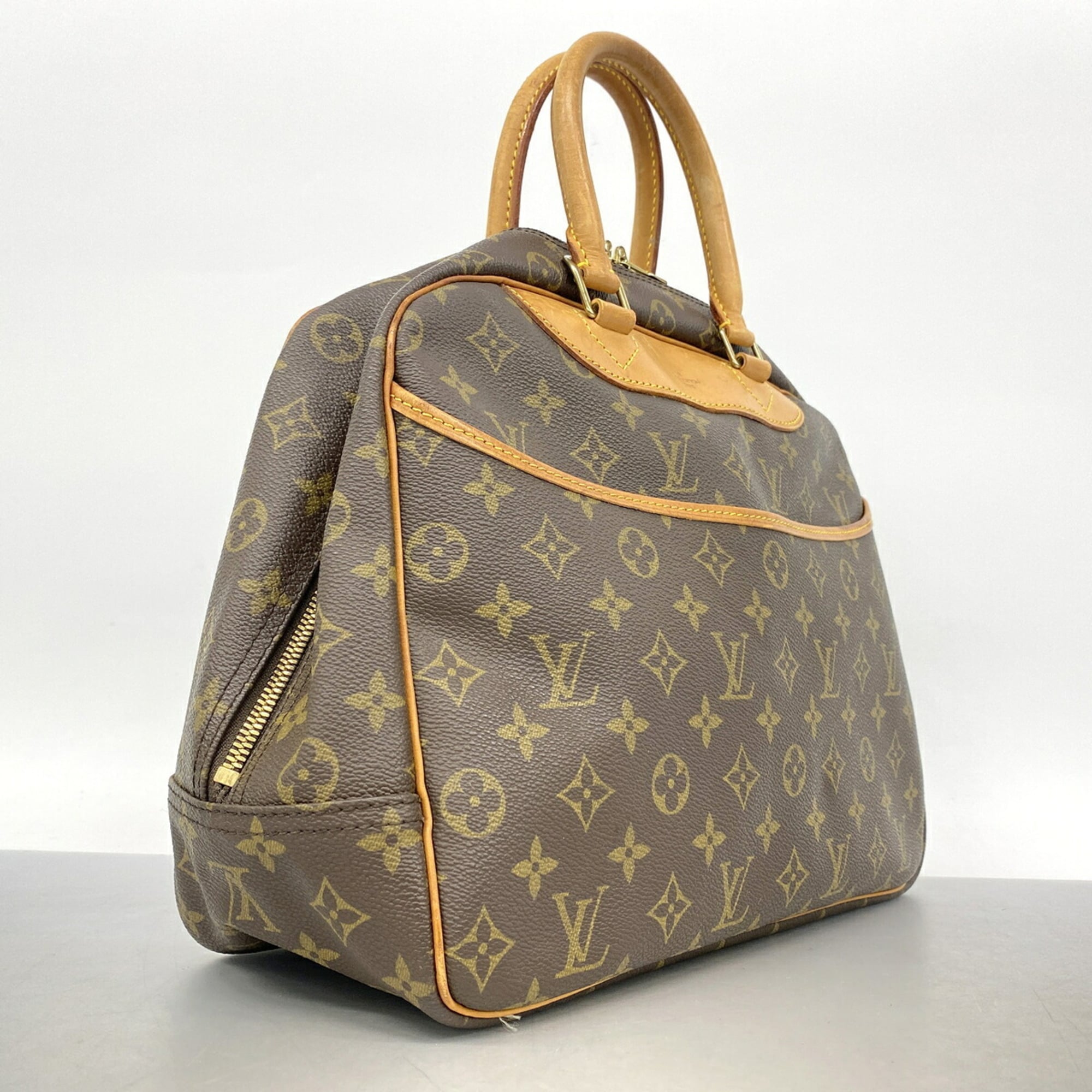 Louis Vuitton Brown Handbag (Pre-Owned)