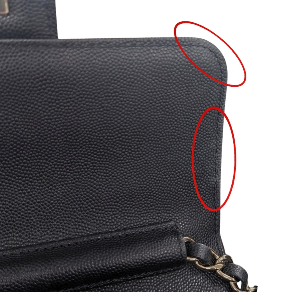 Chanel Black Grained Calfskin Shoulder Bag (Pre-Owned)
