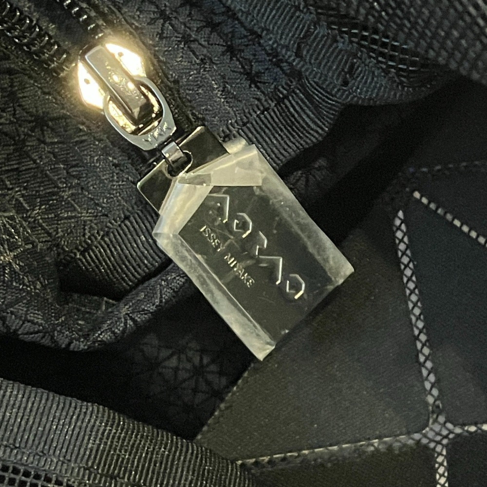 Bao Bao Issey Miyake Blue Tote Bag (Pre-Owned)