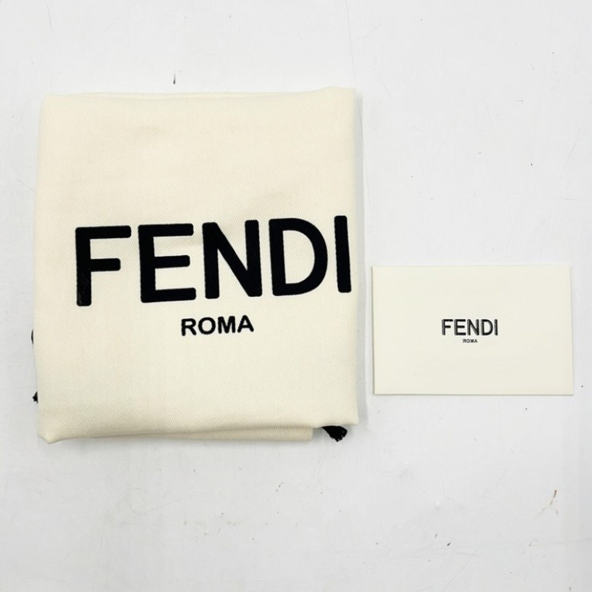 Fendi Beige Leather Clutch Bag (Pre-Owned)