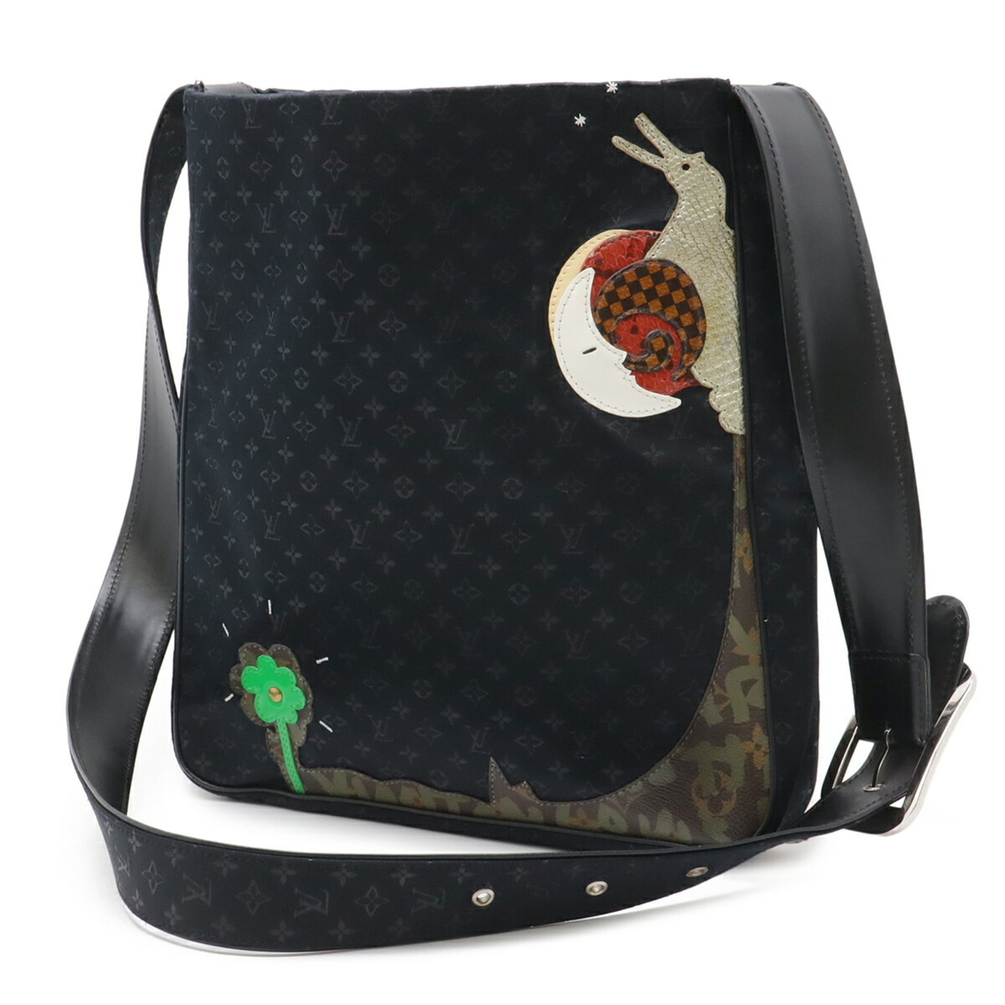 Louis Vuitton Black Noir Monogram Satin Patent Leather Coated Canvas Shoulder Bag (Pre-Owned)
