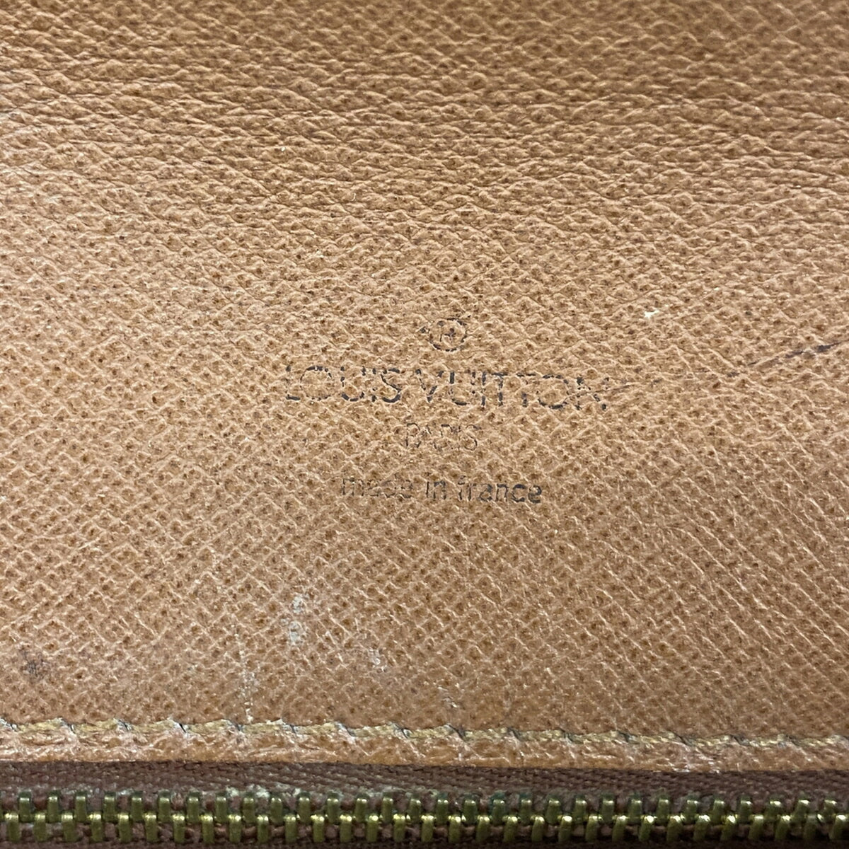 Louis Vuitton Brown Shoulder Bag (Pre-Owned)