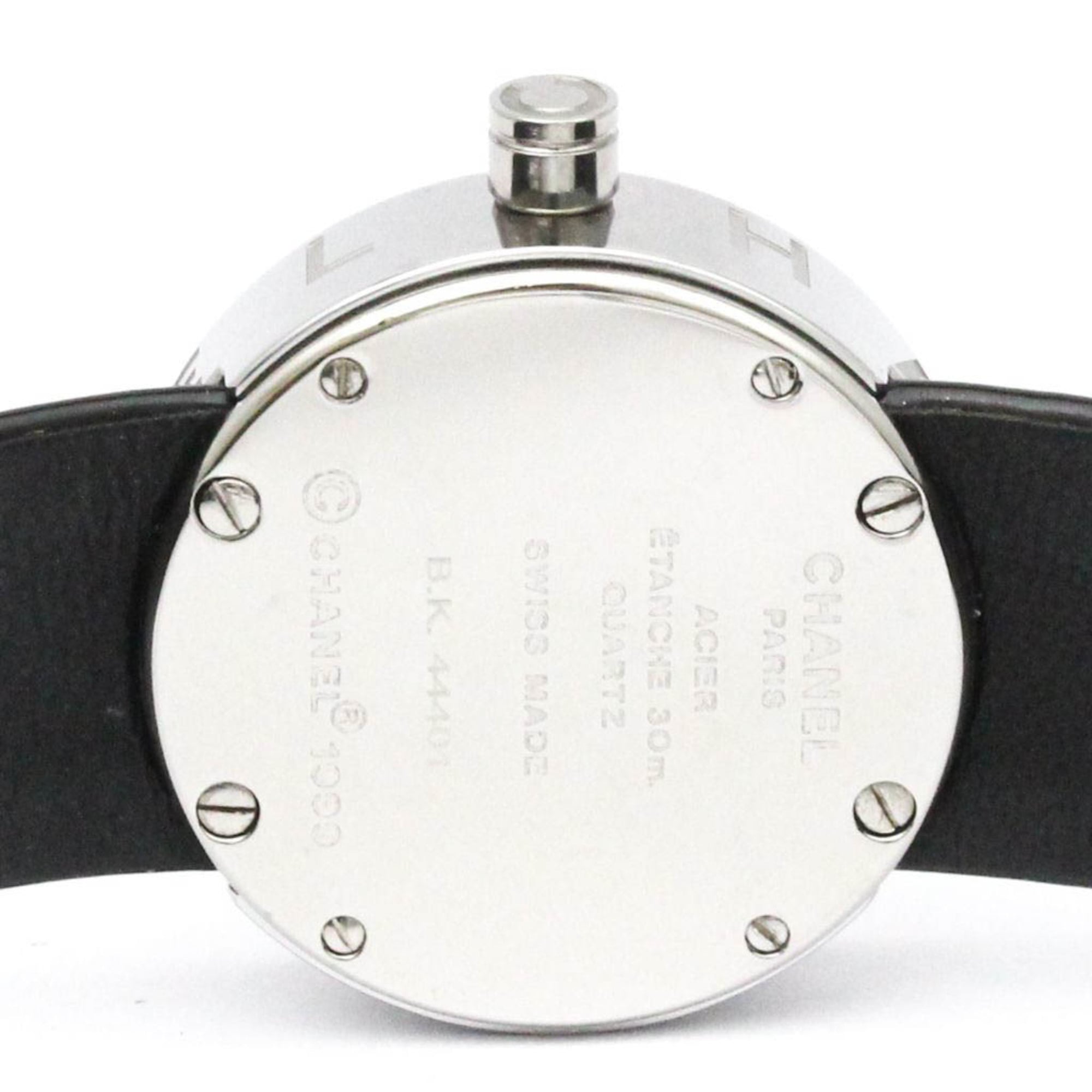 Chanel La Ronde Quartz Watch Stainless Steel And Patent Watch (Pre-Owned)
