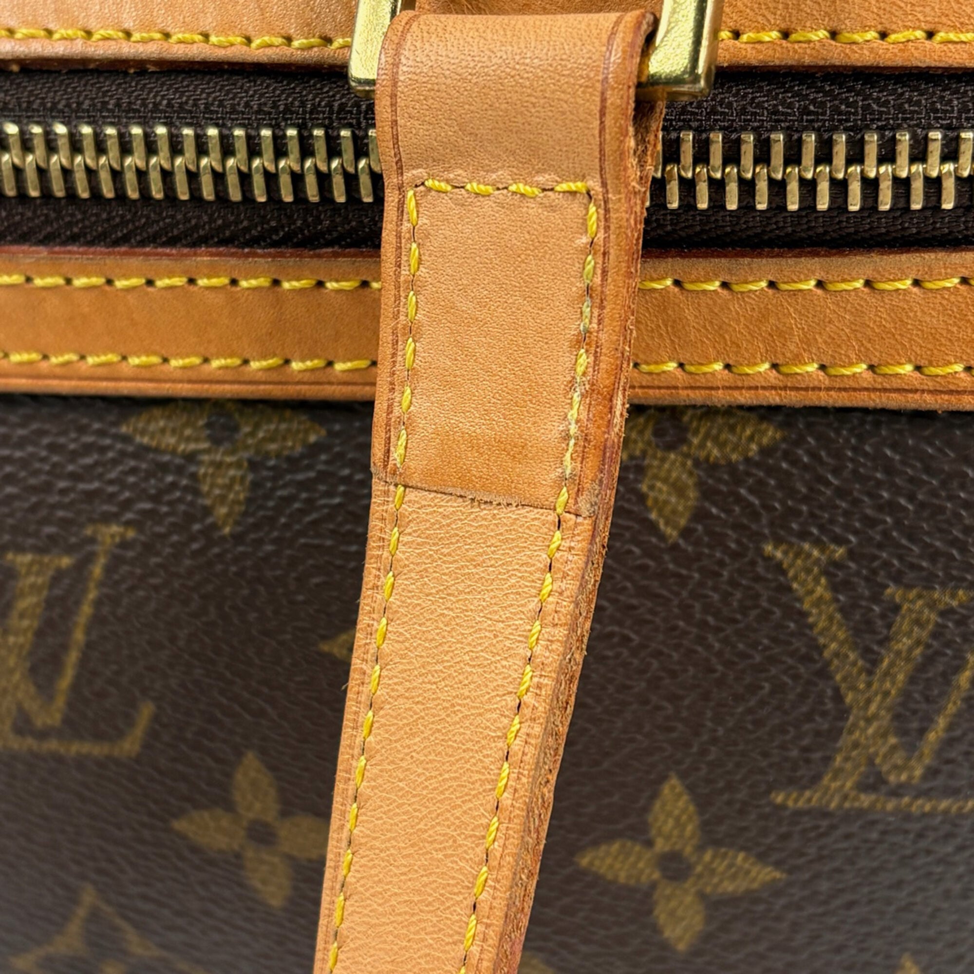 Louis Vuitton Brown Monogram Shoulder Bag (Pre-Owned)