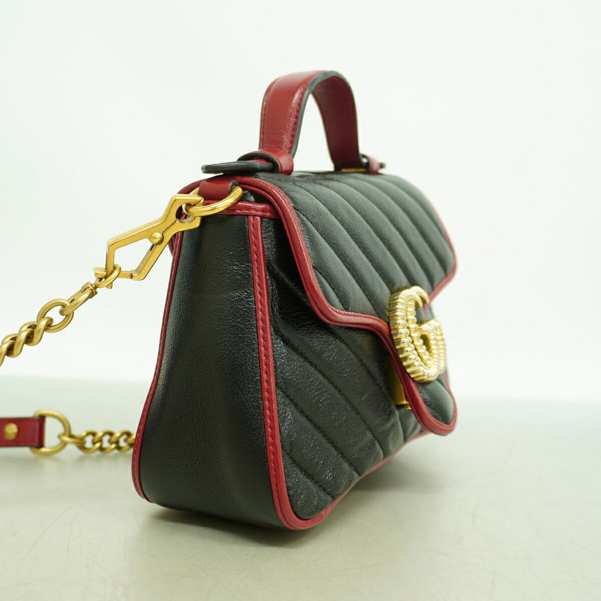 Gucci Black Red Color Leather Handbag (Pre-Owned)