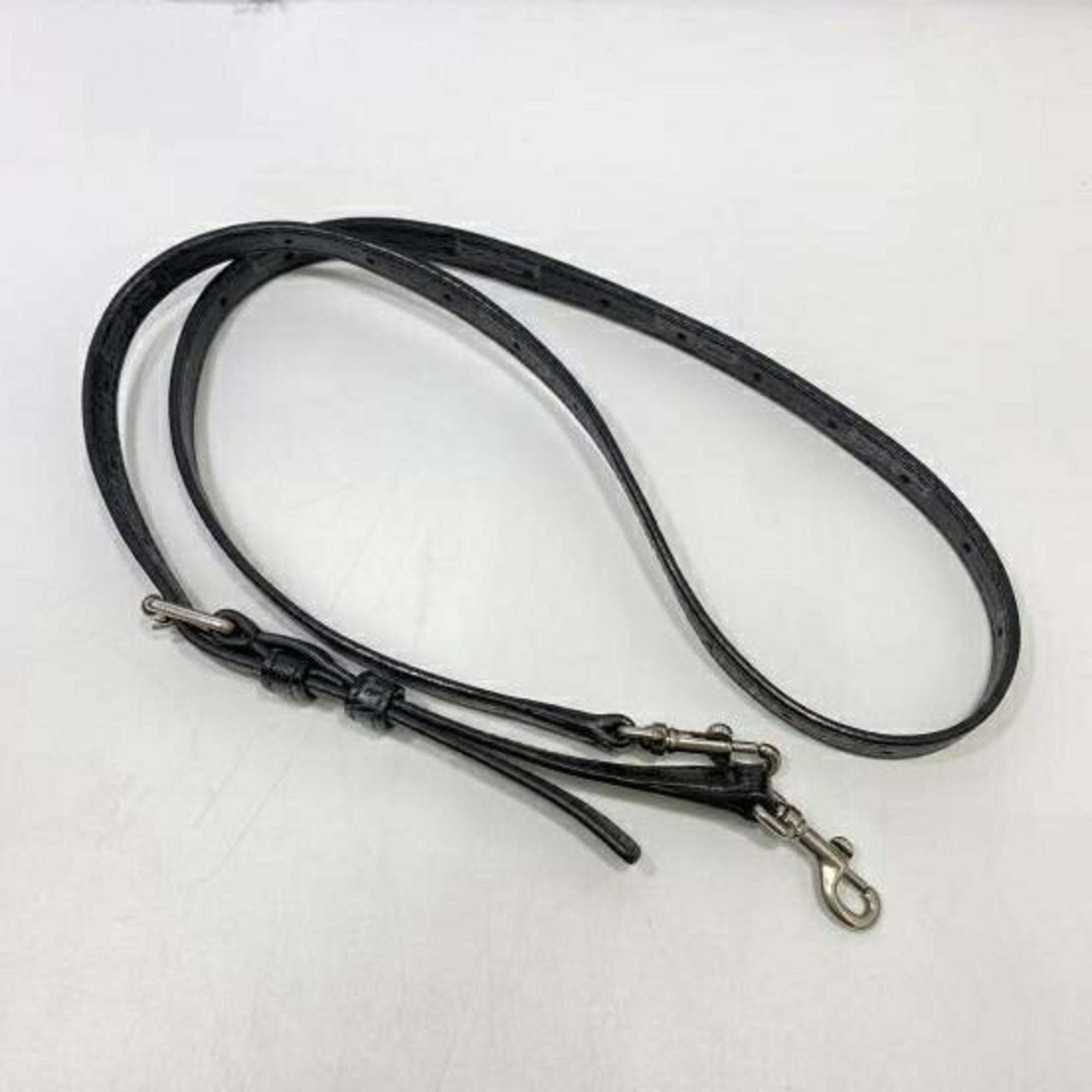 Balenciaga Black Leather Shoulder Bag (Pre-Owned)