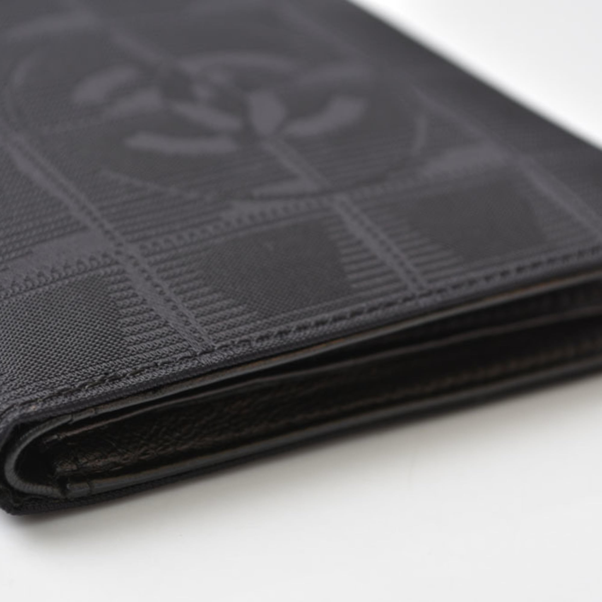Chanel Black Canvas Wallet (Bi-Fold) (Pre-Owned)