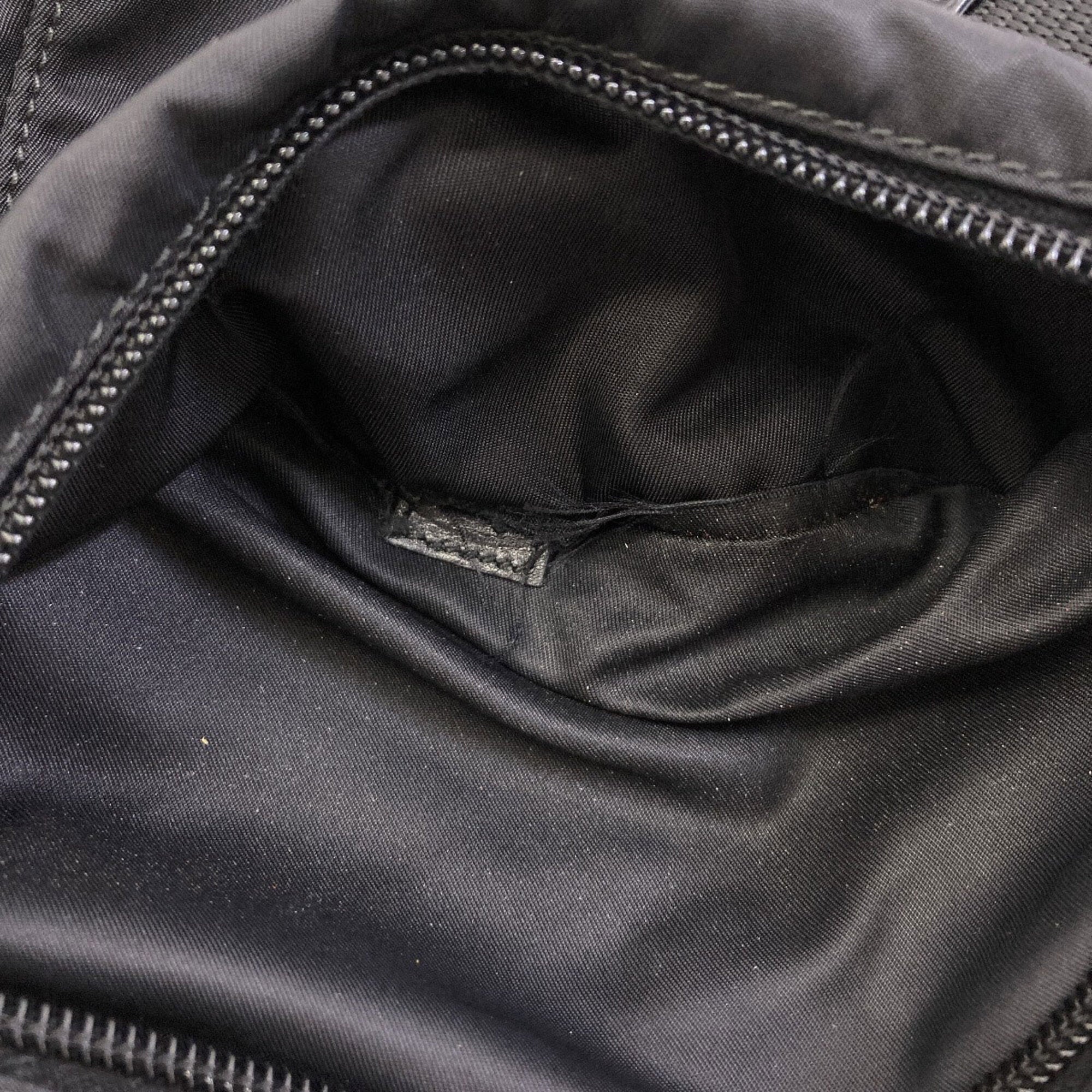 Prada Black Nylon Shoulder Bag (Pre-Owned)