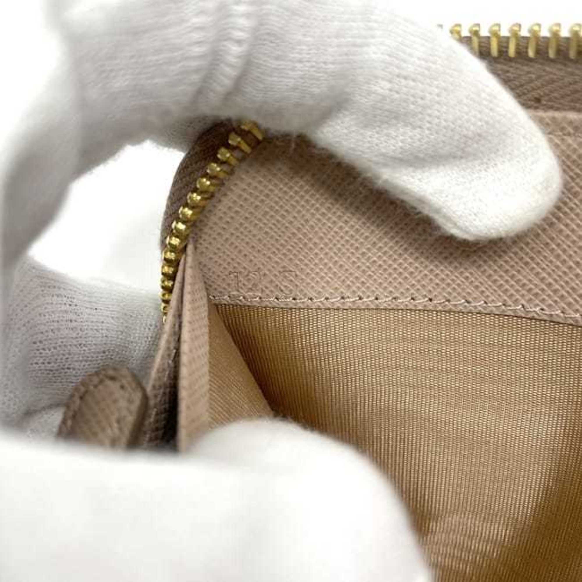 Prada Beige Leather Long Wallet (Bi-Fold) (Pre-Owned)