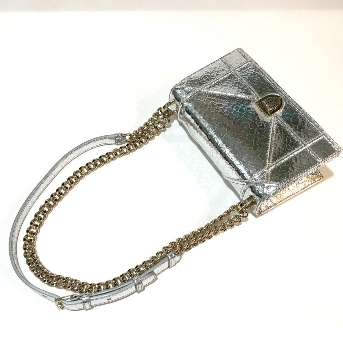 Christian Dior Silver Leather Shoulder Bag (Pre-Owned)