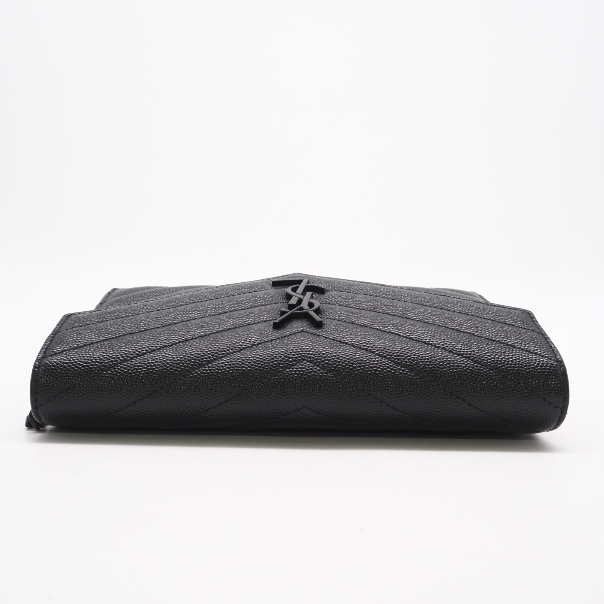 Yves Saint Laurent Cassandre Black Leather Shoulder Bag (Pre-Owned)