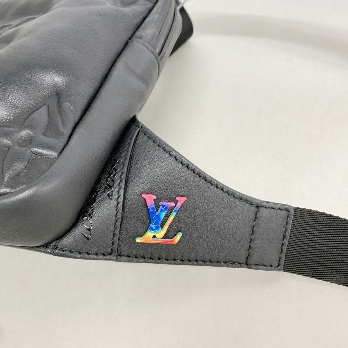 Louis Vuitton Black Sling Bag (Pre-Owned)