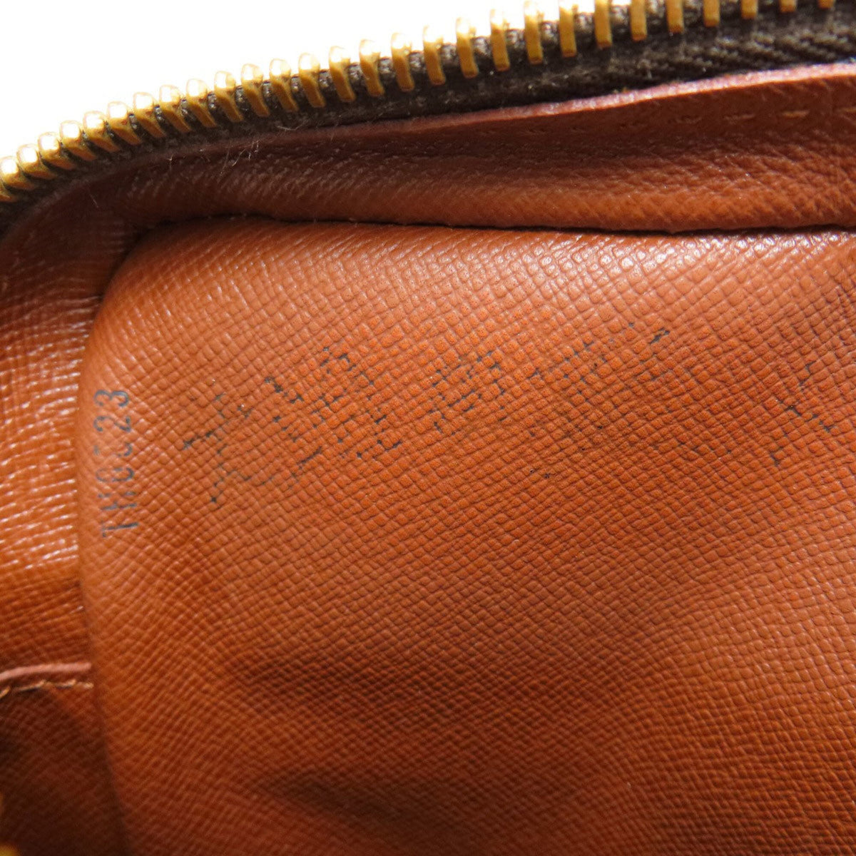 Louis Vuitton Monogram Monogram Shoulder Bag (Pre-Owned)