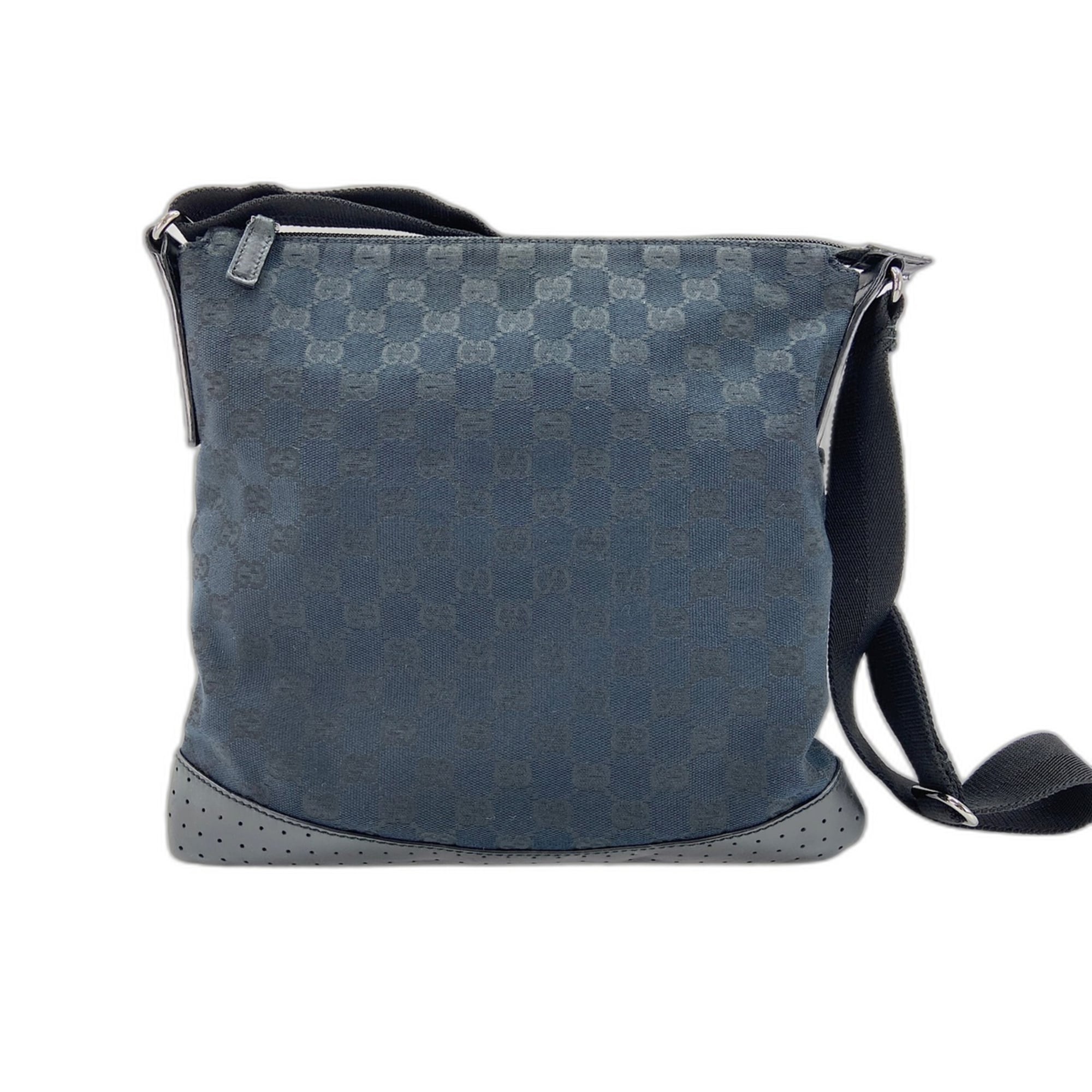Gucci Black Shoulder Bag (Pre-Owned)