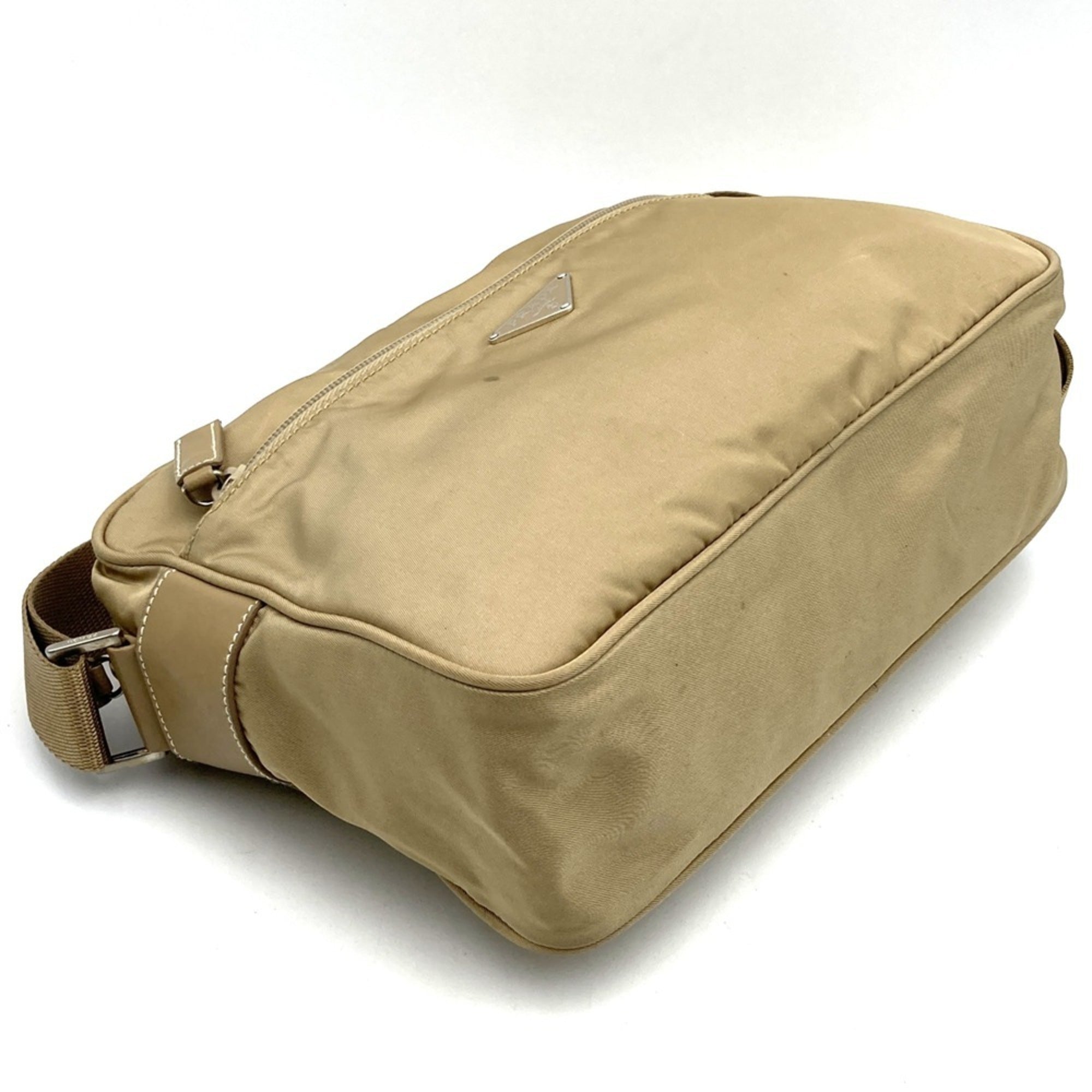 Prada Beige Nylon Shoulder Bag (Pre-Owned)