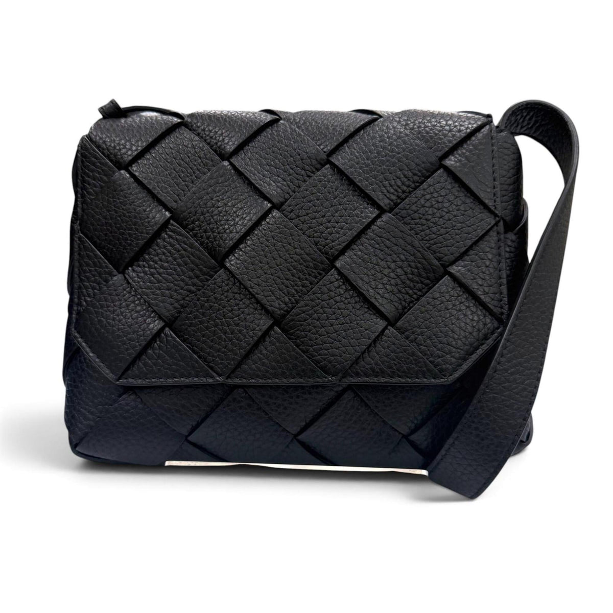 Bottega Veneta Black Leather Shoulder Bag (Pre-Owned)