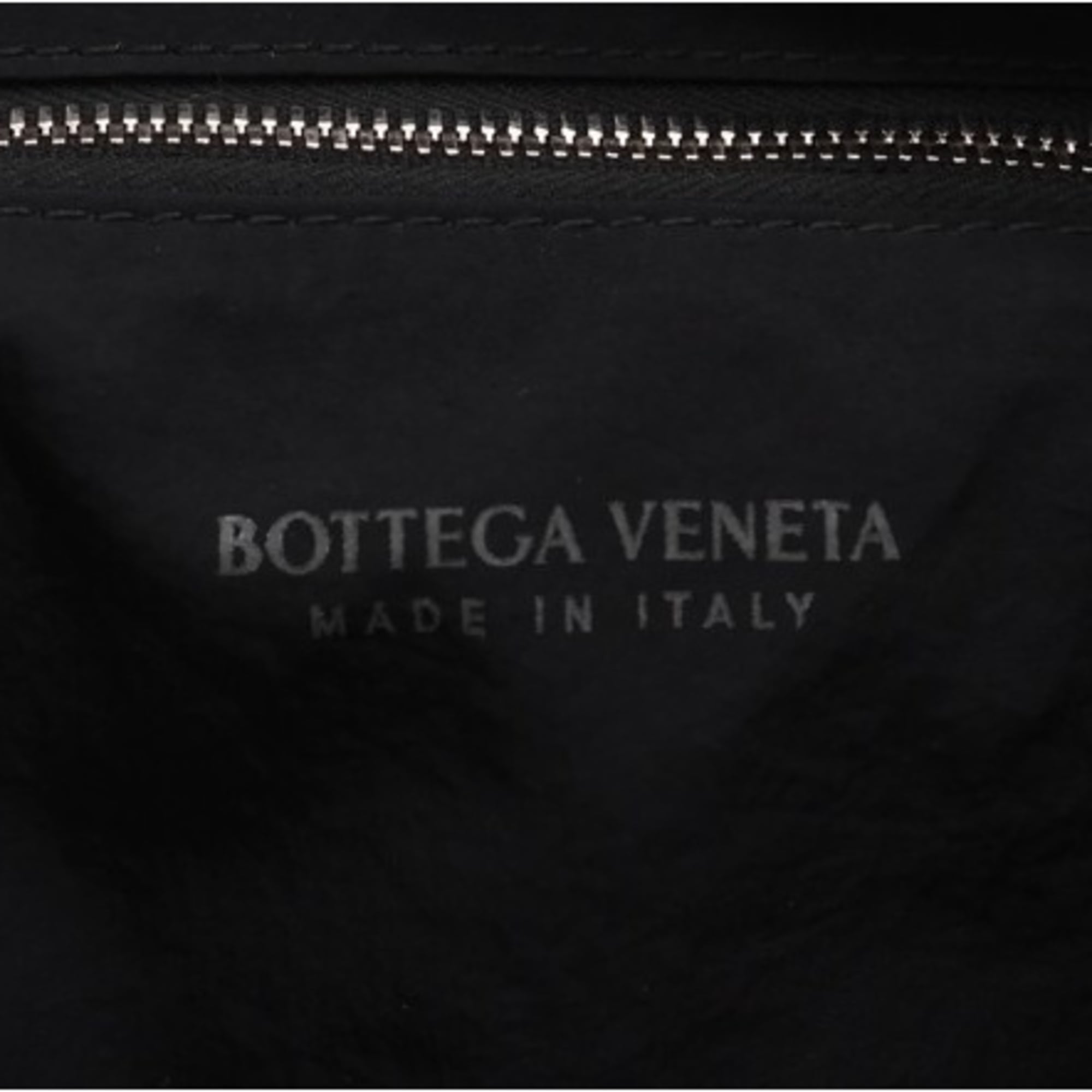 Bottega Veneta Black Nylon Shoulder Bag (Pre-Owned)