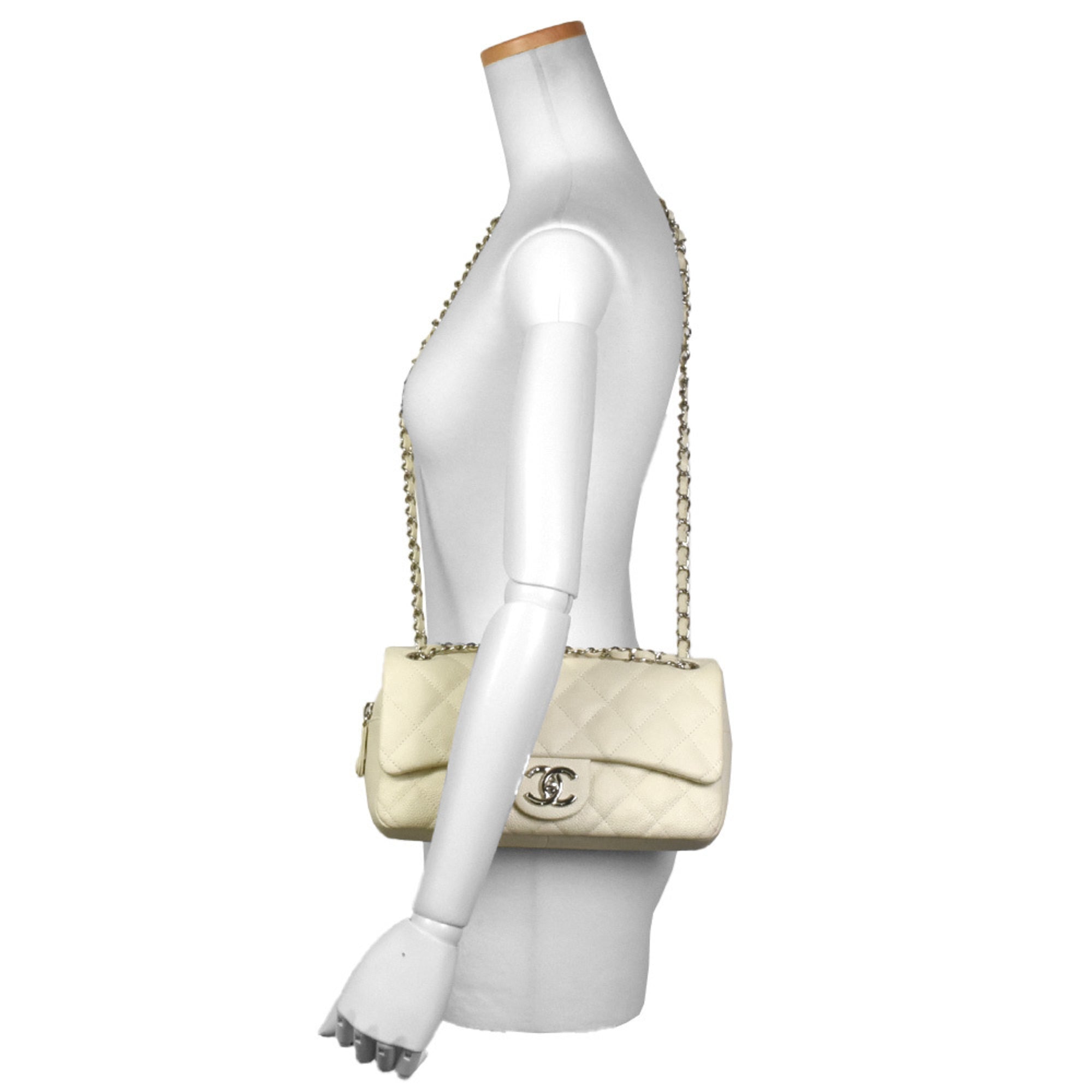 Chanel Off-White Grained Calfskin Shoulder Bag (Pre-Owned)