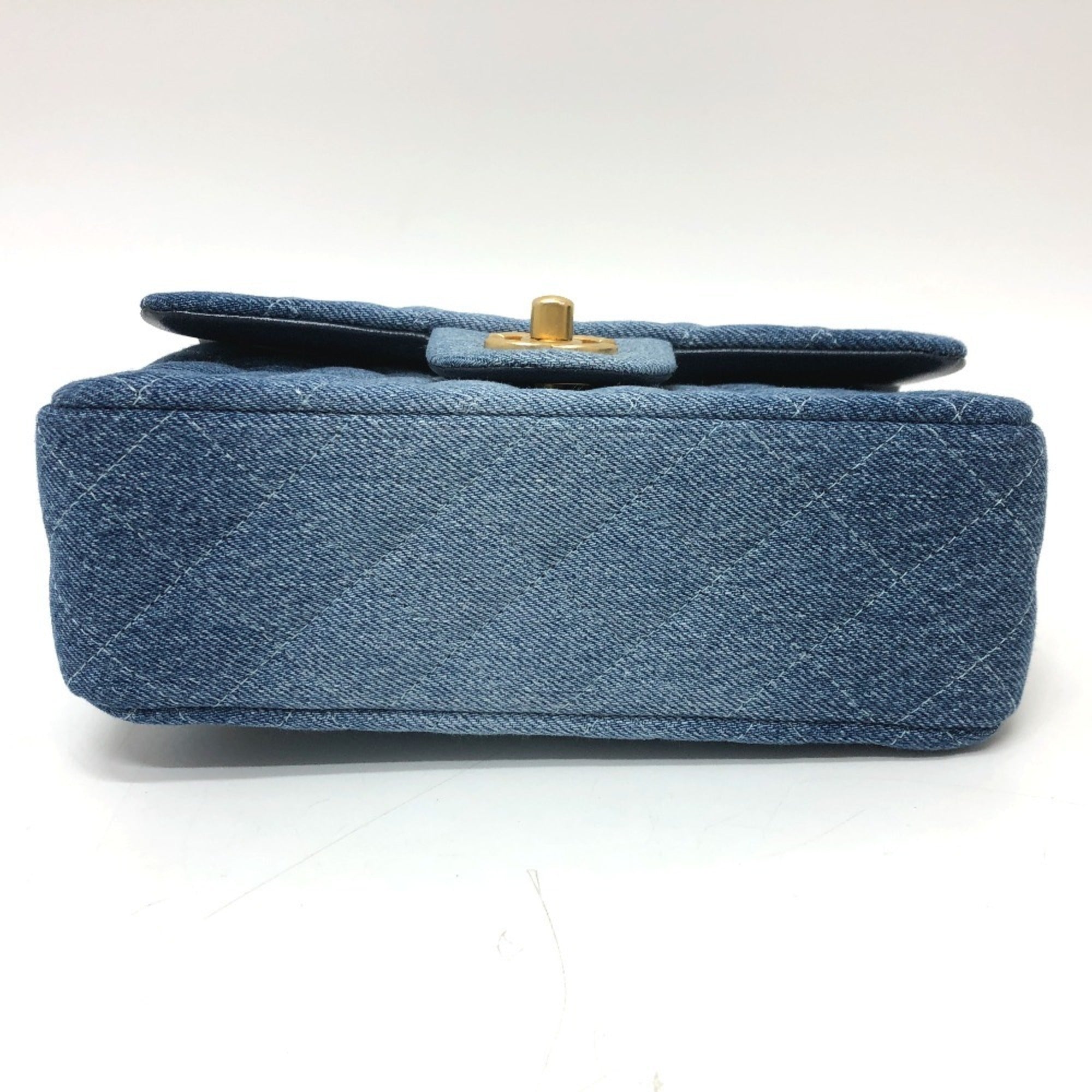 Chanel Matelasse Blue Denim Shoulder Bag (Pre-Owned)