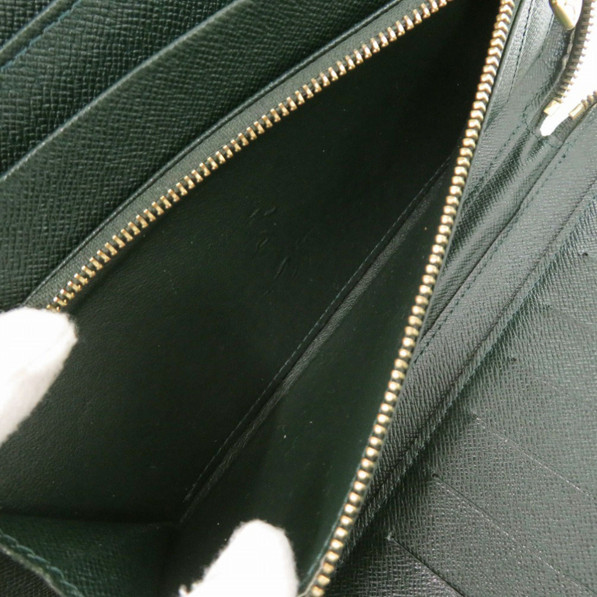 Louis Vuitton Episea Green Taiga Leather Long Wallet (Bi-Fold) (Pre-Owned)