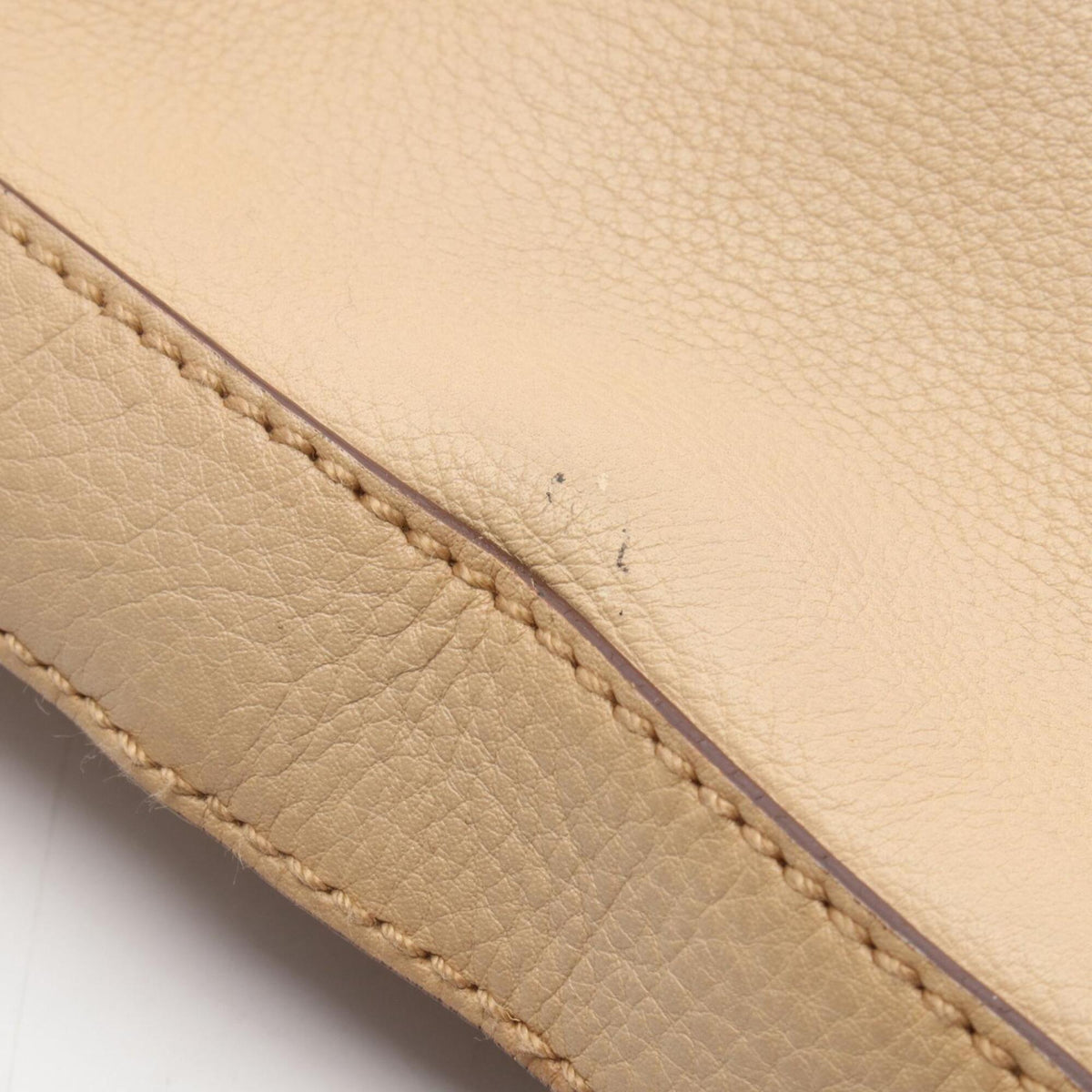 Salvatore Ferragamo Beige Leather Handbag Shoulder Bag (Pre-Owned)