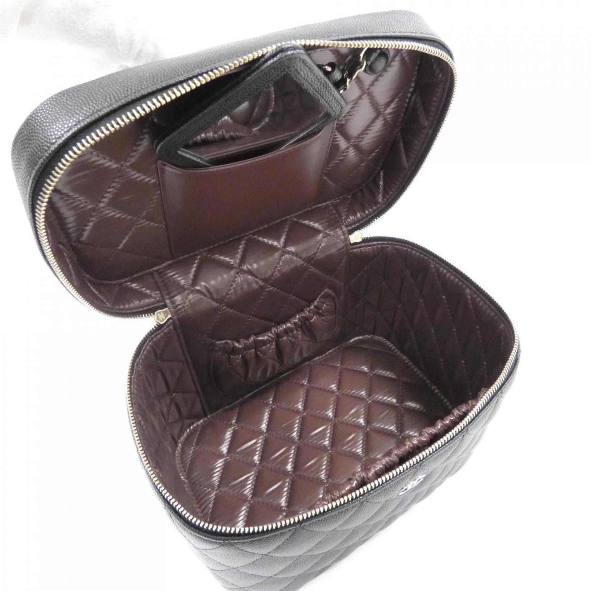 Chanel Black Grained Calfskin Handbag (Pre-Owned)