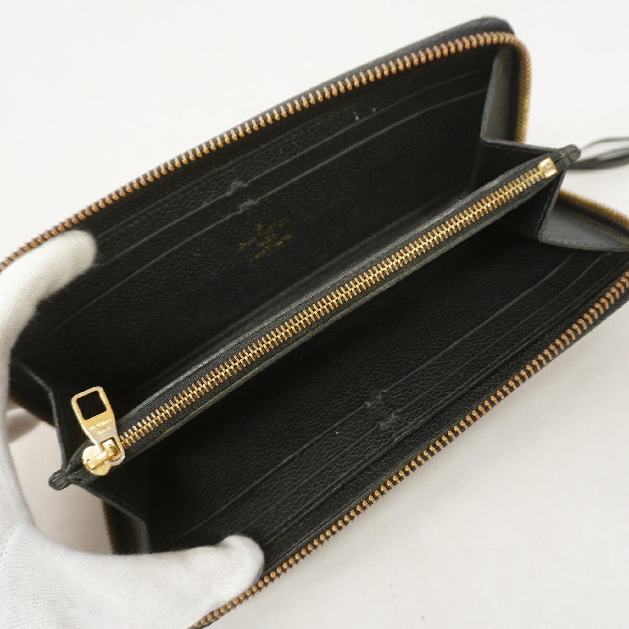 Louis Vuitton Noir Long Wallet (Bi-Fold) (Pre-Owned)