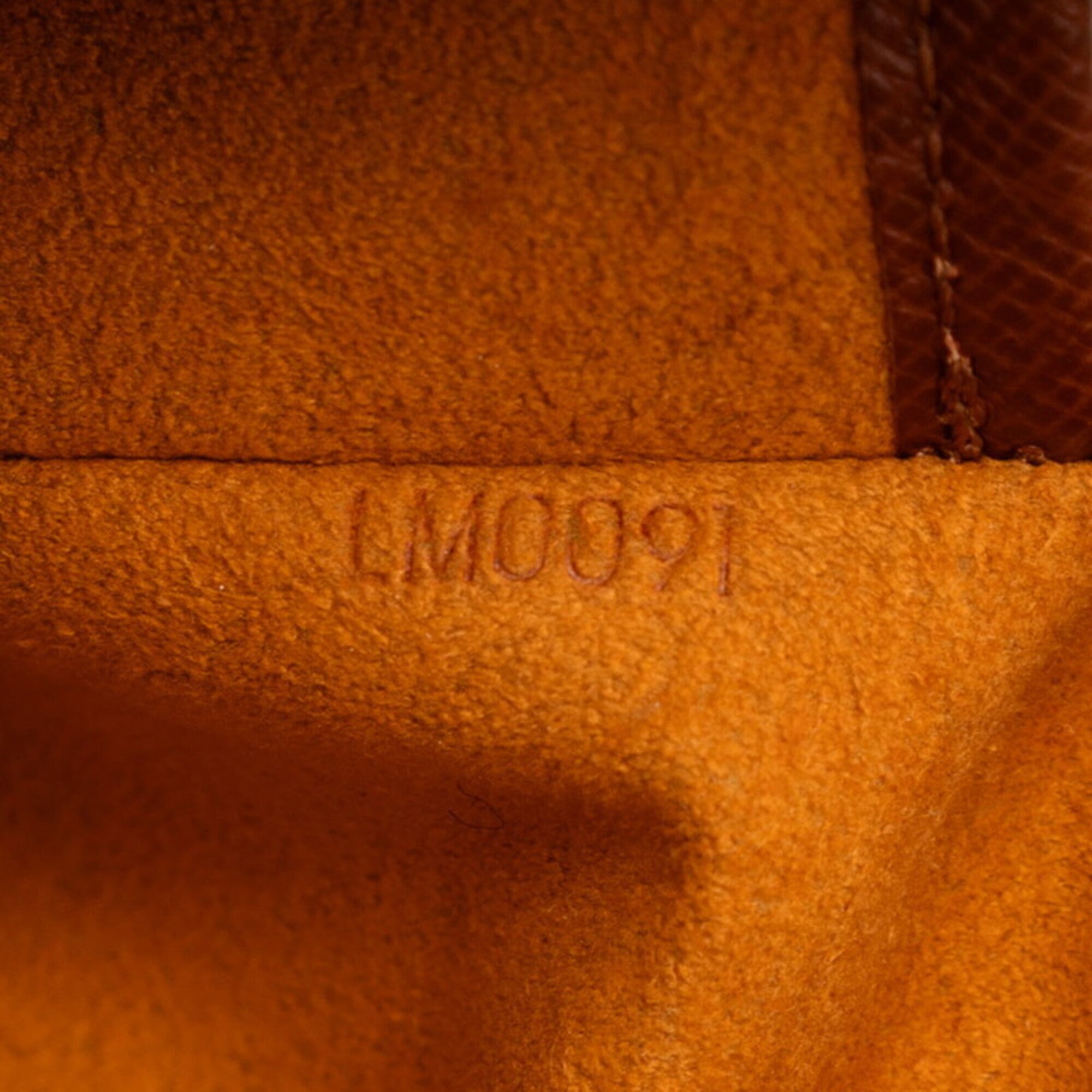 Louis Vuitton Brown Monogram Monogram Shoulder Bag (Pre-Owned)