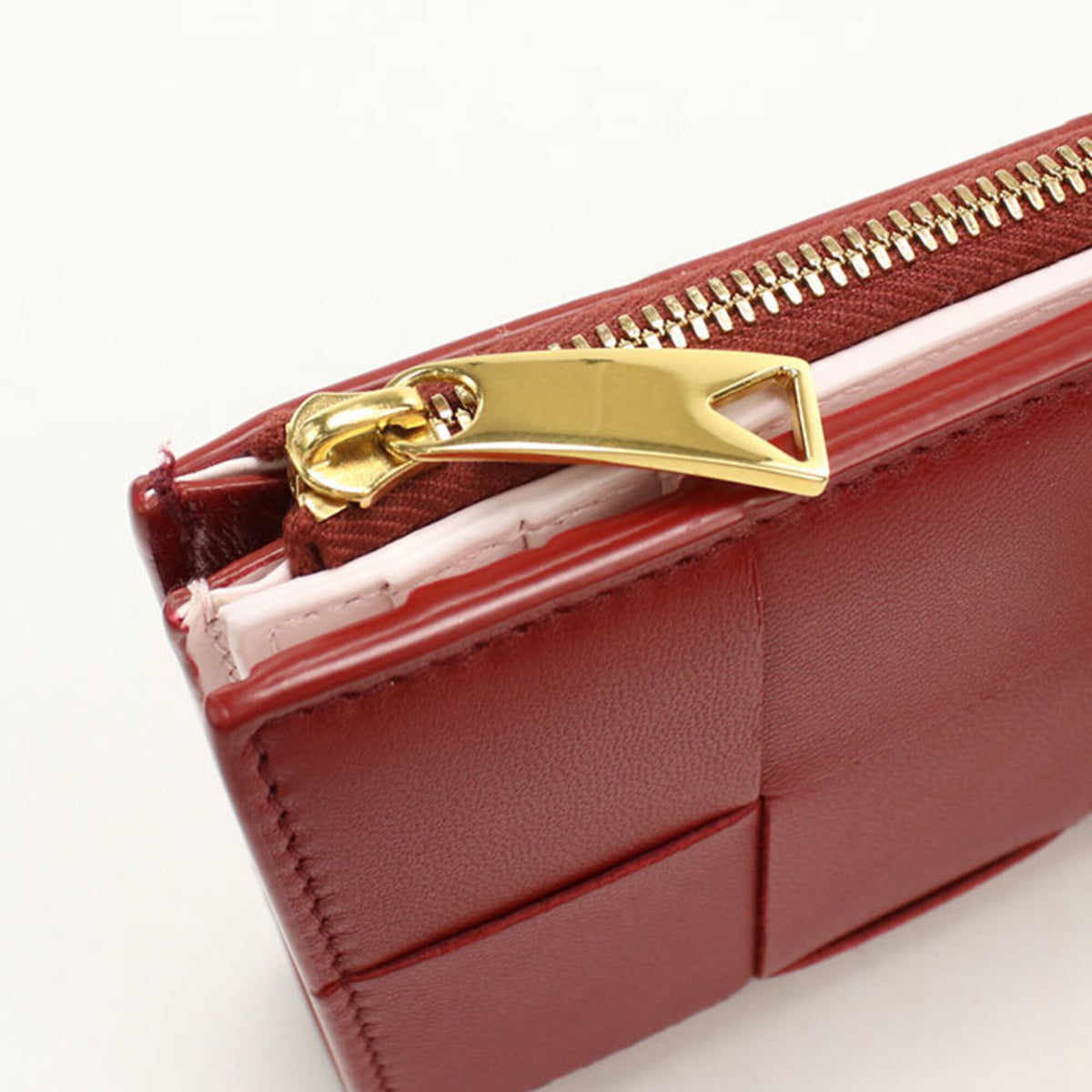 Bottega Veneta Red Color Leather Wallet (Bi-Fold) (Pre-Owned)