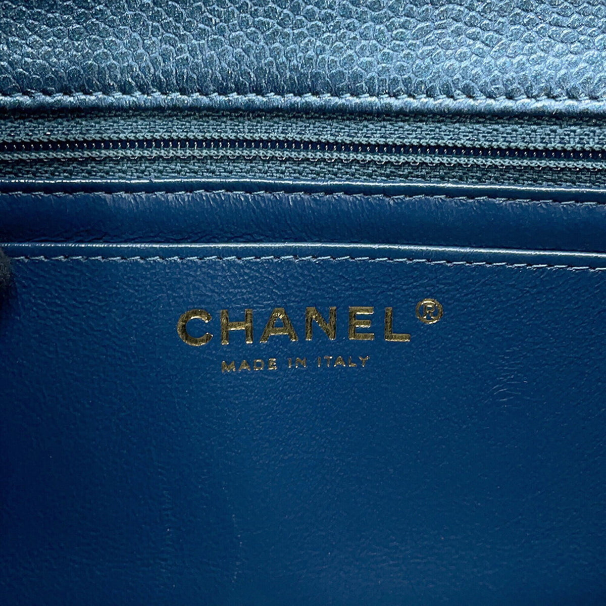 Chanel Metallic Blue Grained Calfskin Handbag Shoulder Bag (Pre-Owned)