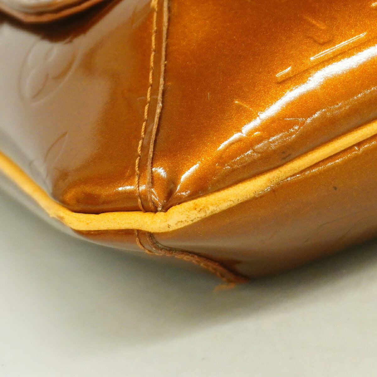 Louis Vuitton Bronze Shoulder Bag (Pre-Owned)